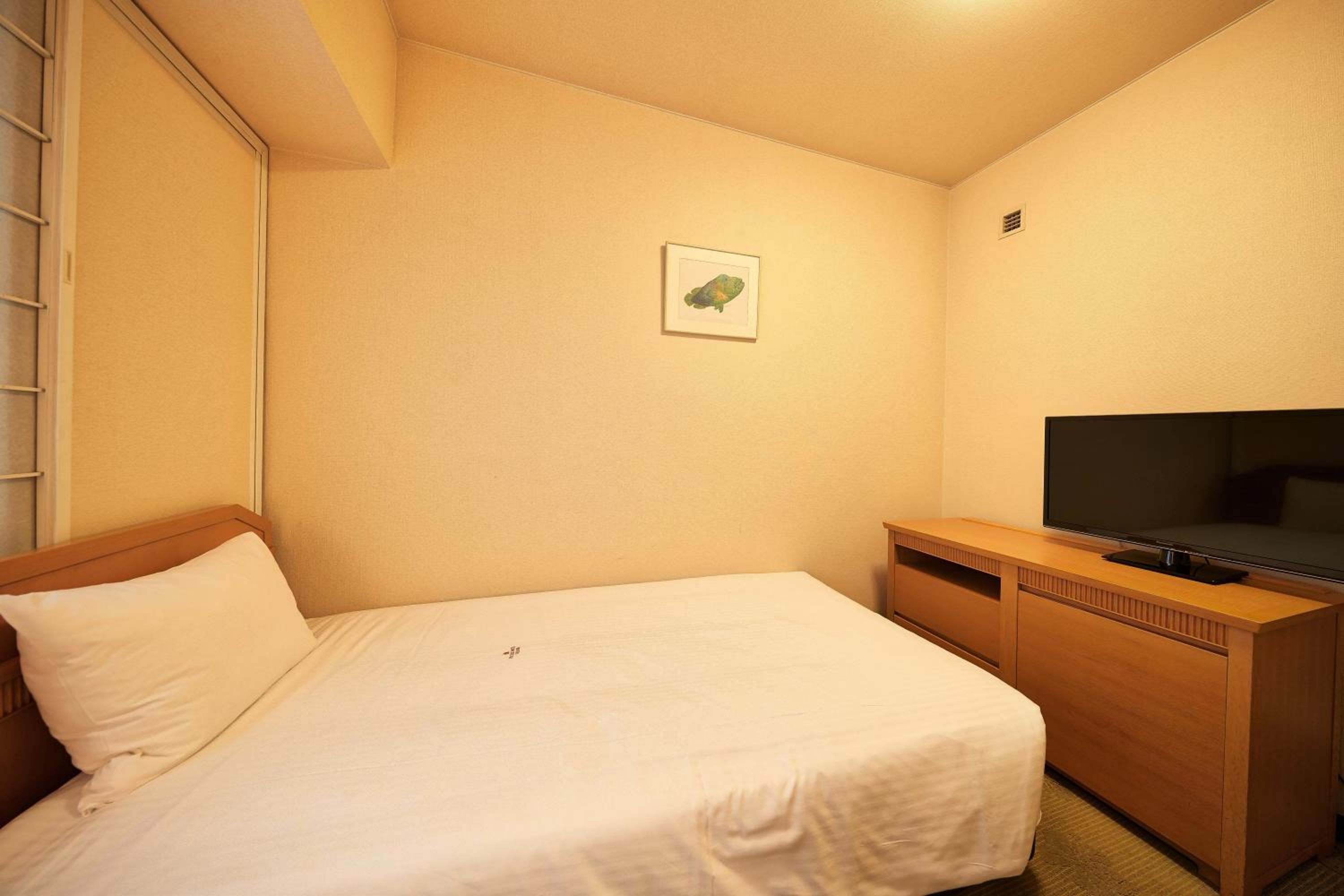 Standard Single Room - Non-Smoking