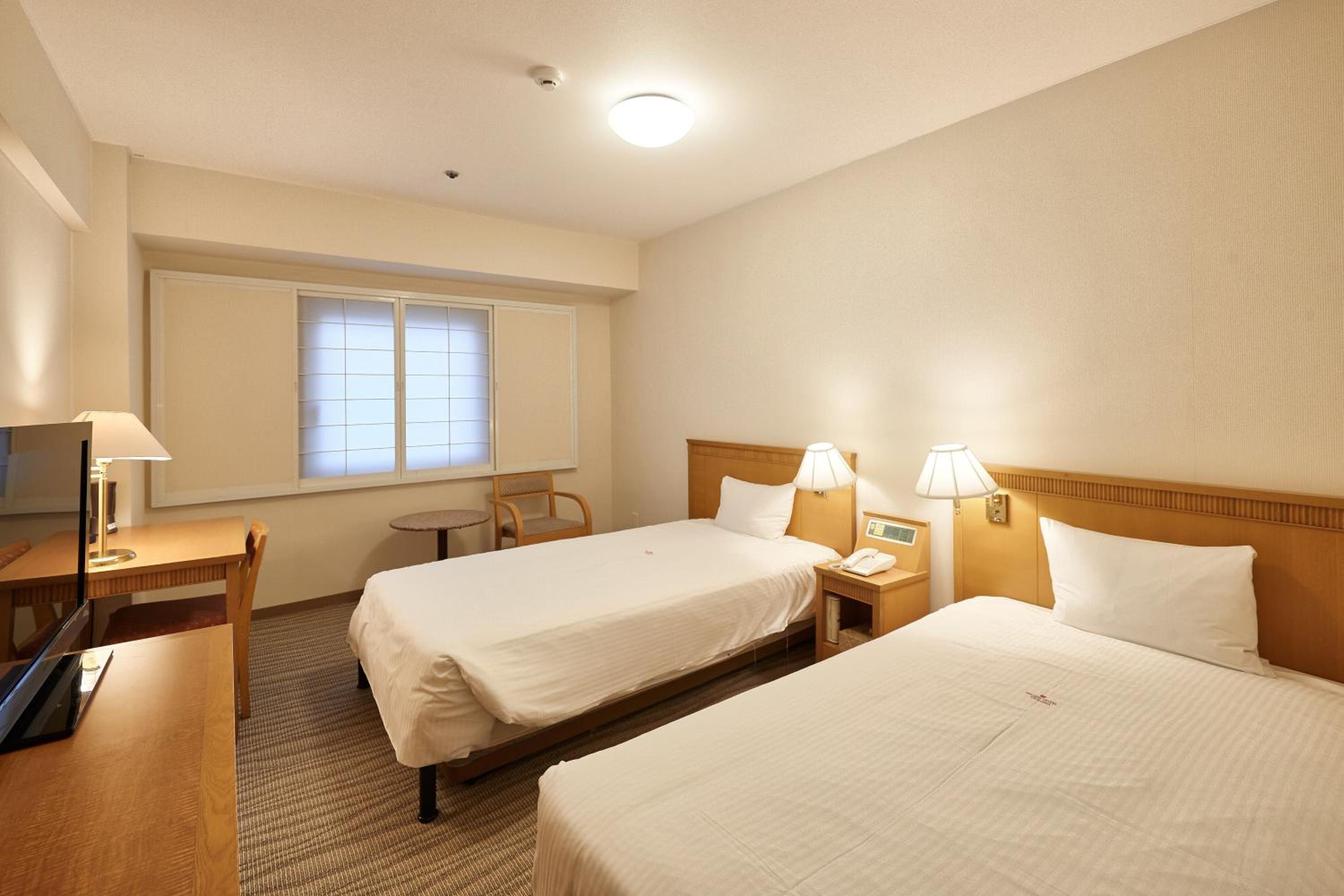 Comfort Twin Room - Non-Smoking(Including Free Parking) - Photo 1