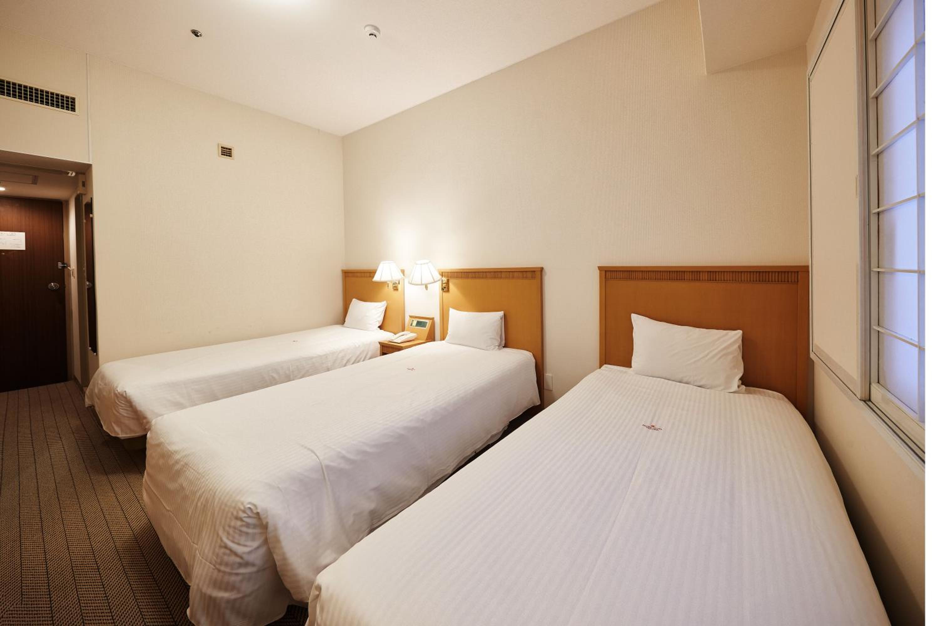 Comfort Triple Room - Non-Smoking(Including Free Parking) - Photo 2