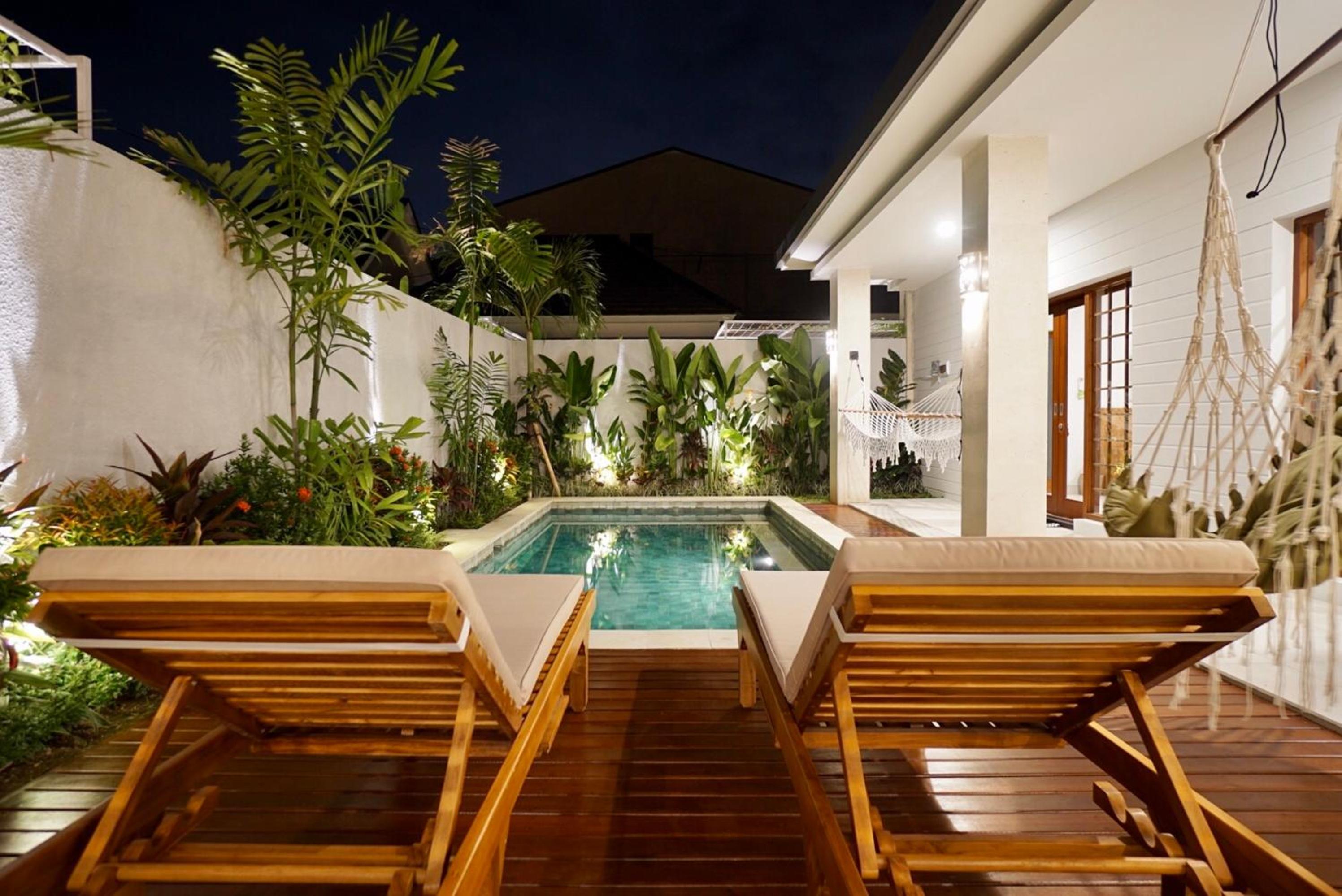 Three-Bedroom Villa - Photo 4