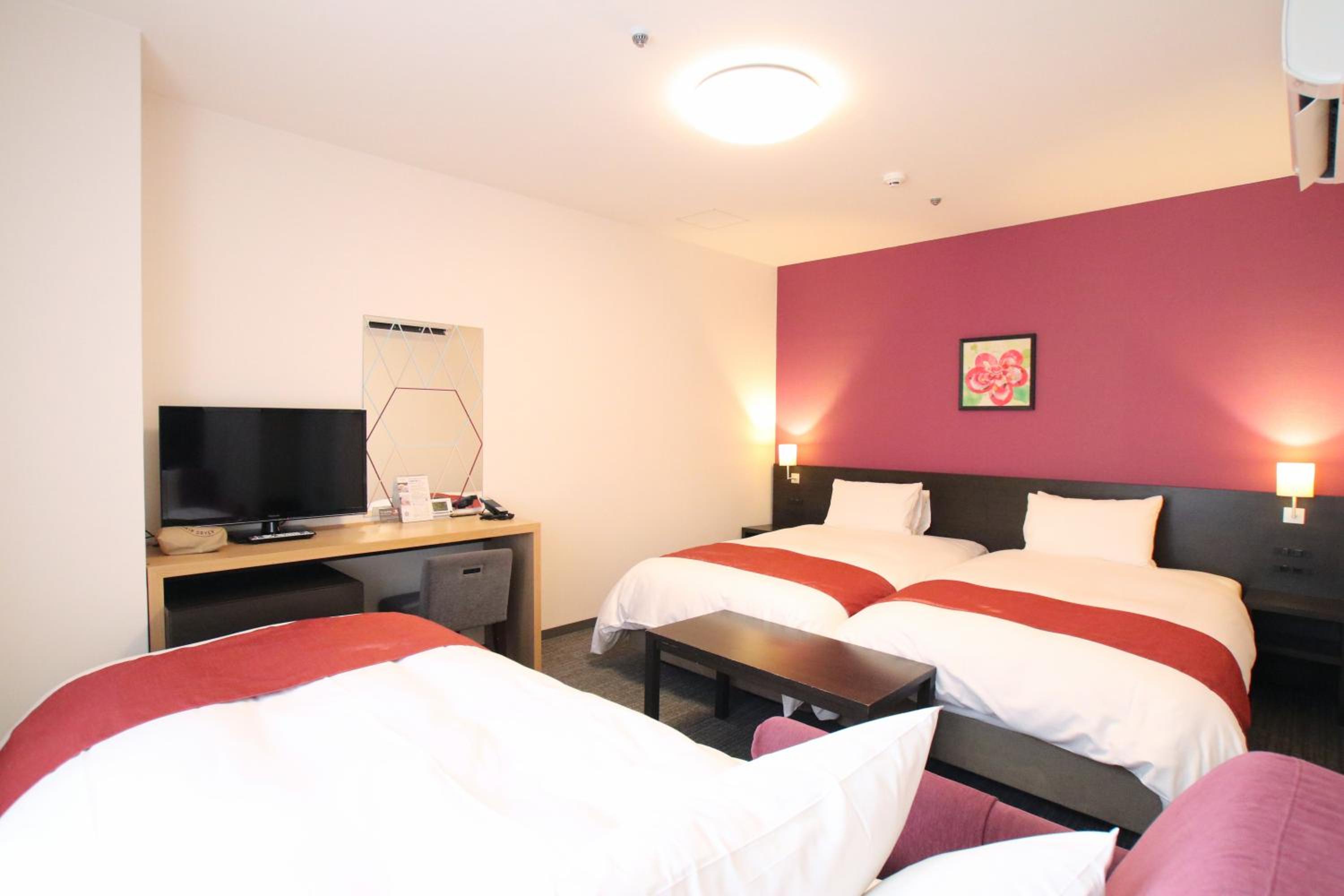 Superior Twin Room photo 2