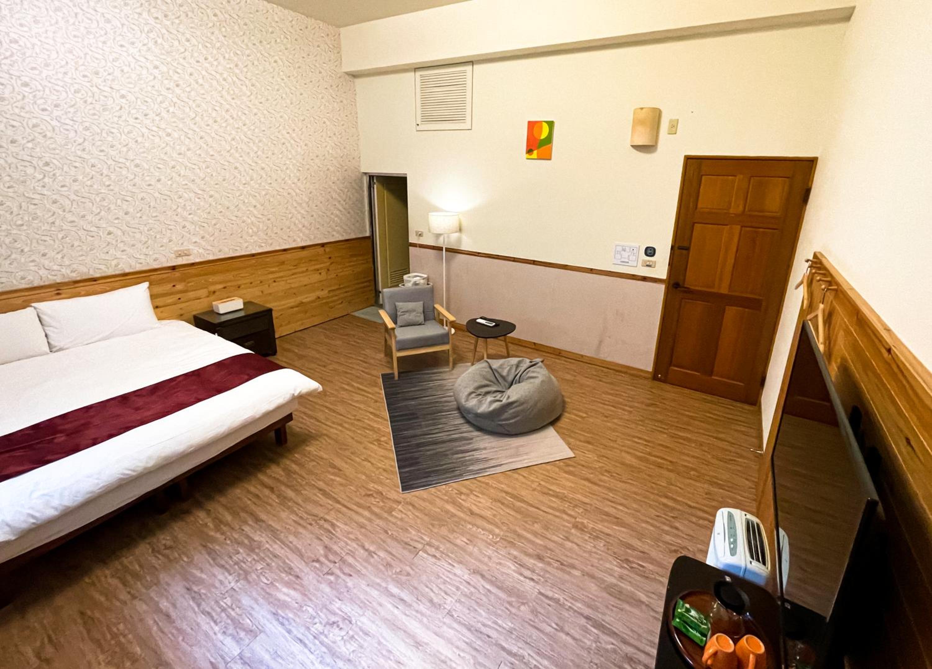 Standard Double Room photo 2