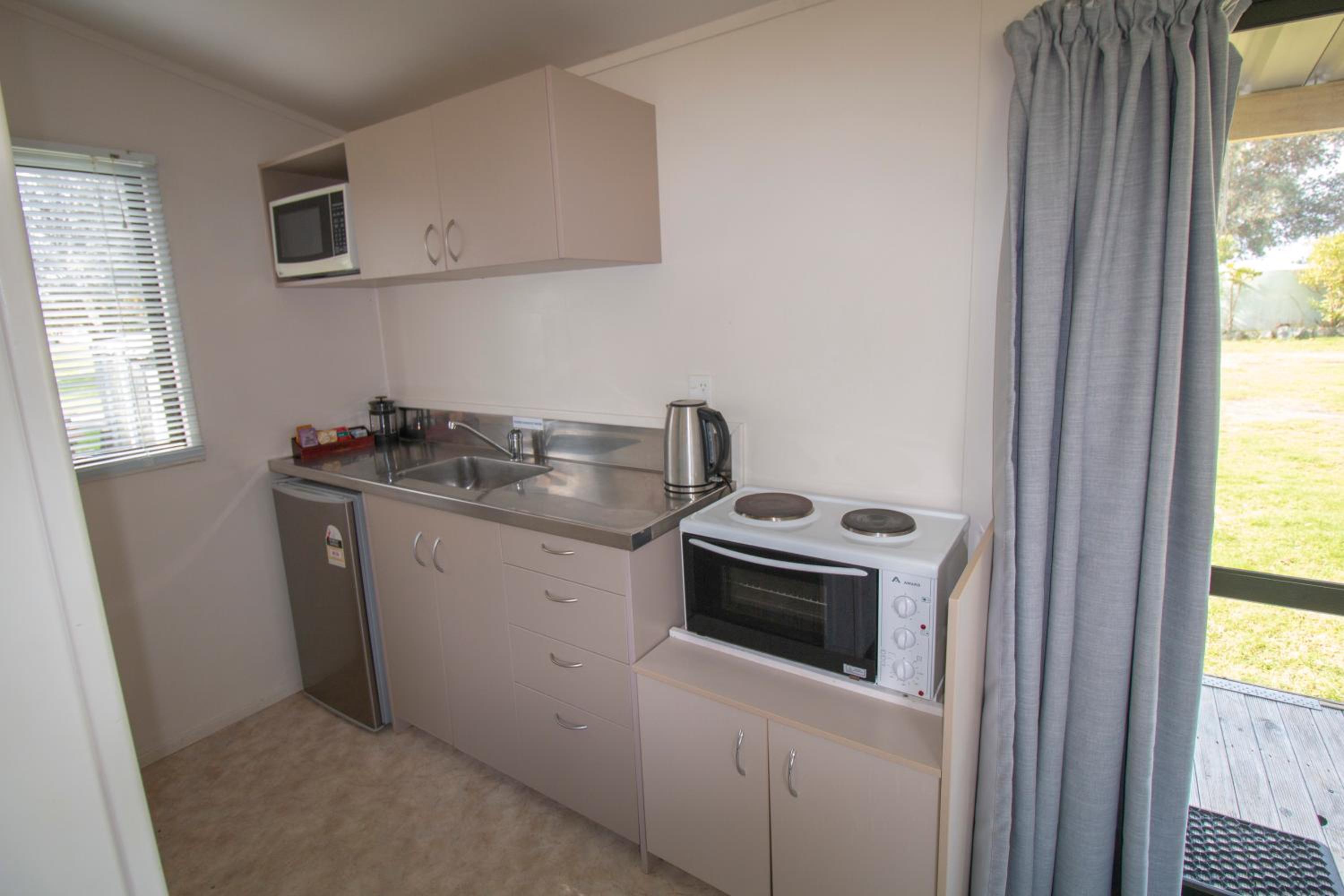 Studio Apartment photo 2