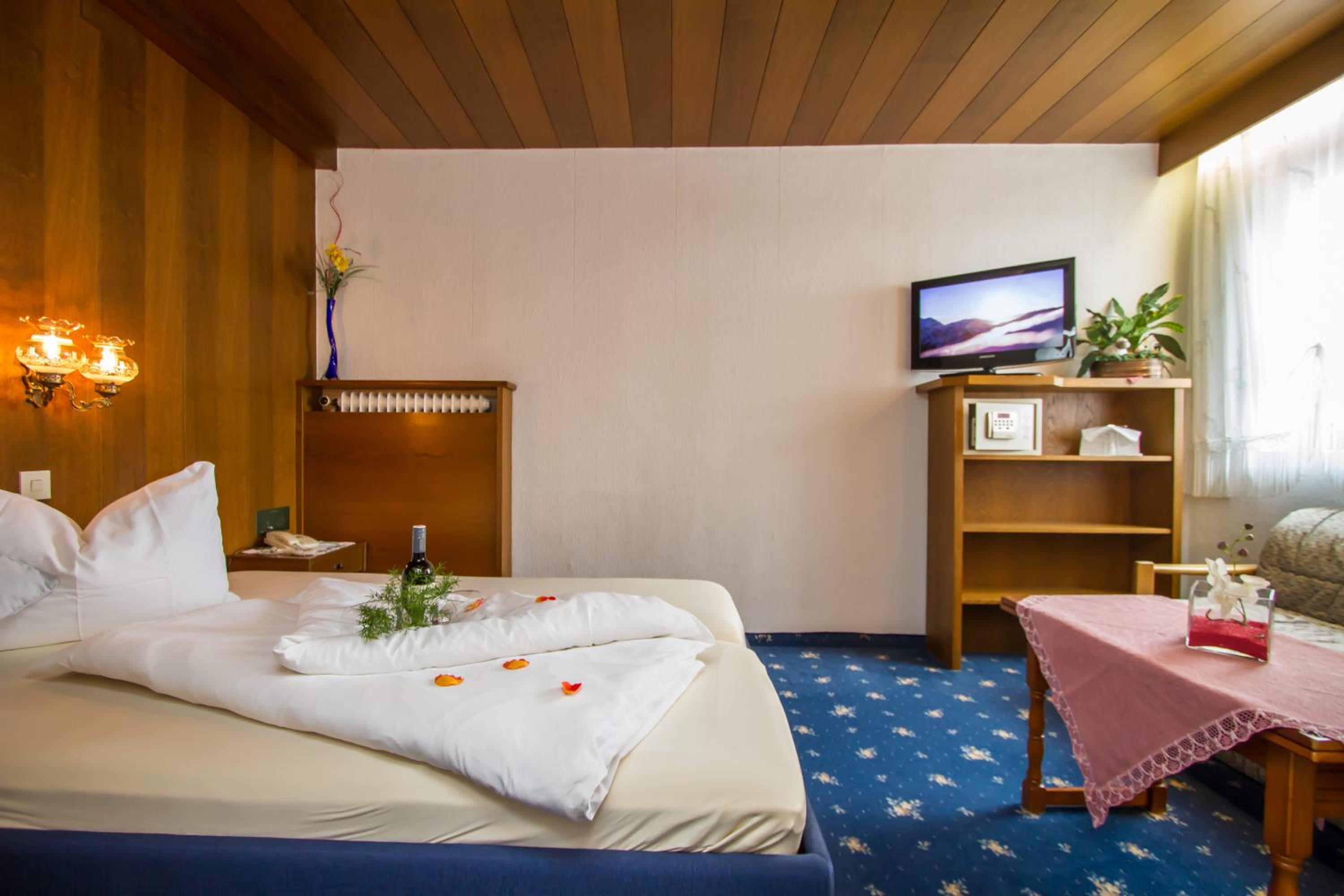 Single Room photo 3