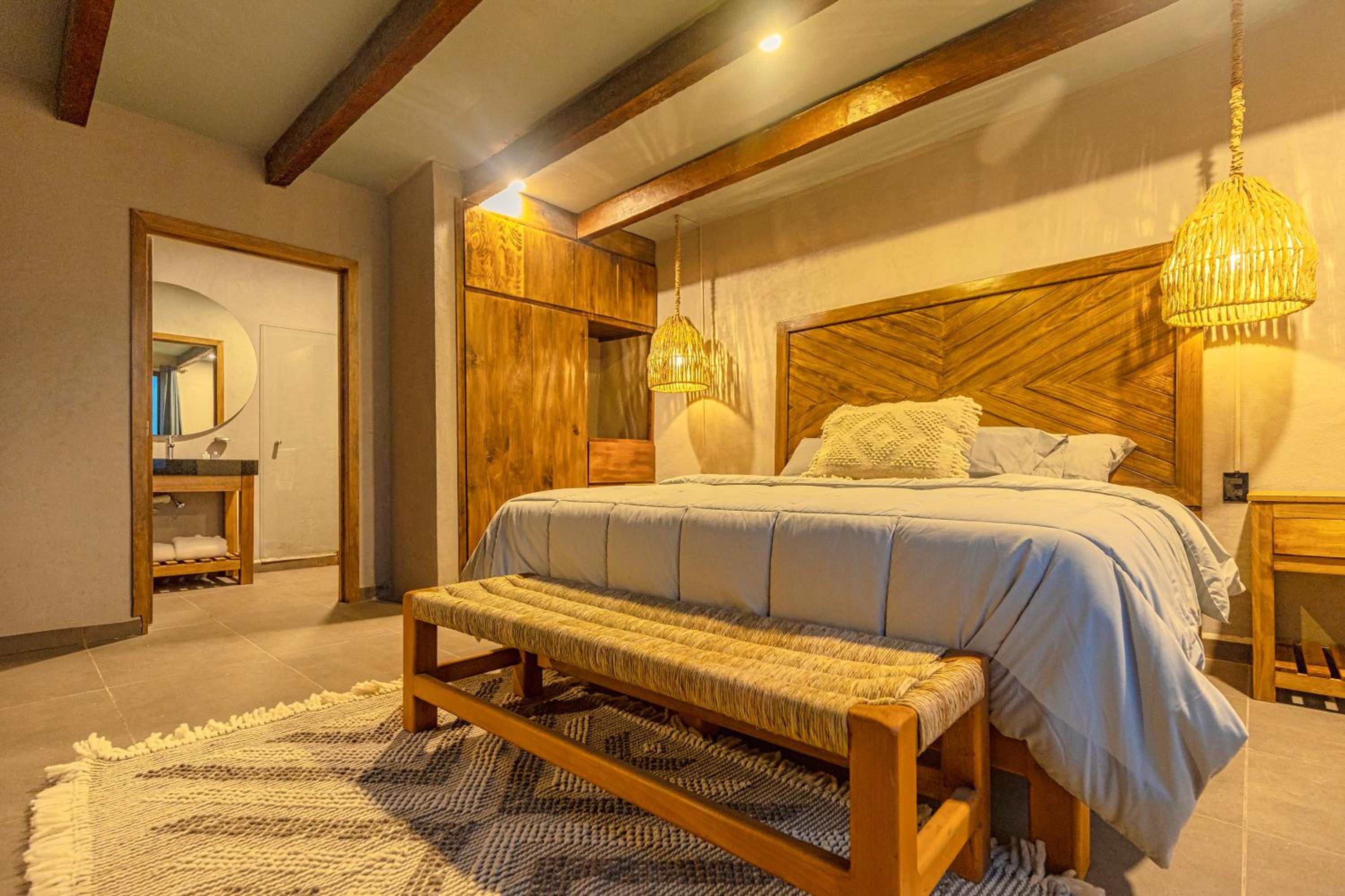 Double Room - Photo 6