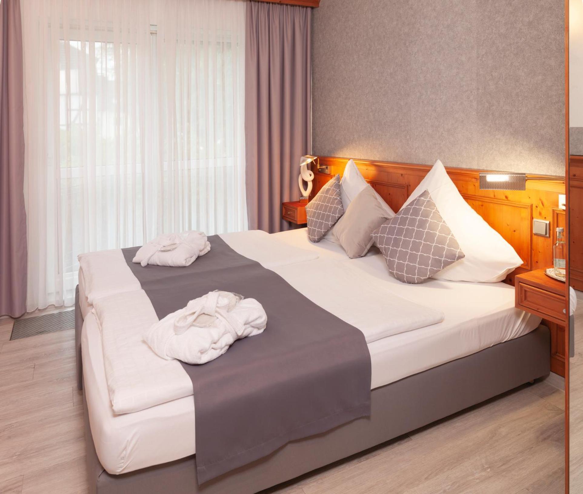 Standard Double Room - Photo 4