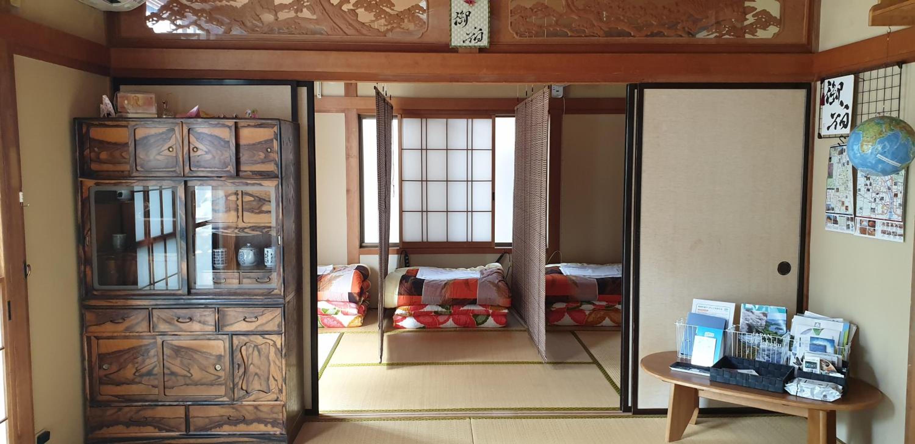 Single Bed in Mixed Dormitory Room