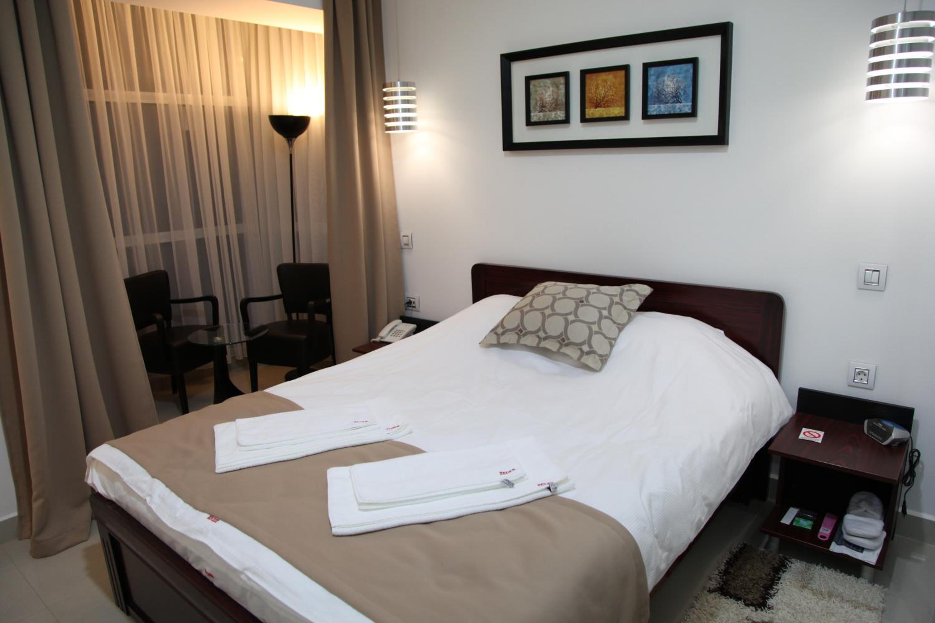 Double Room - Photo 1