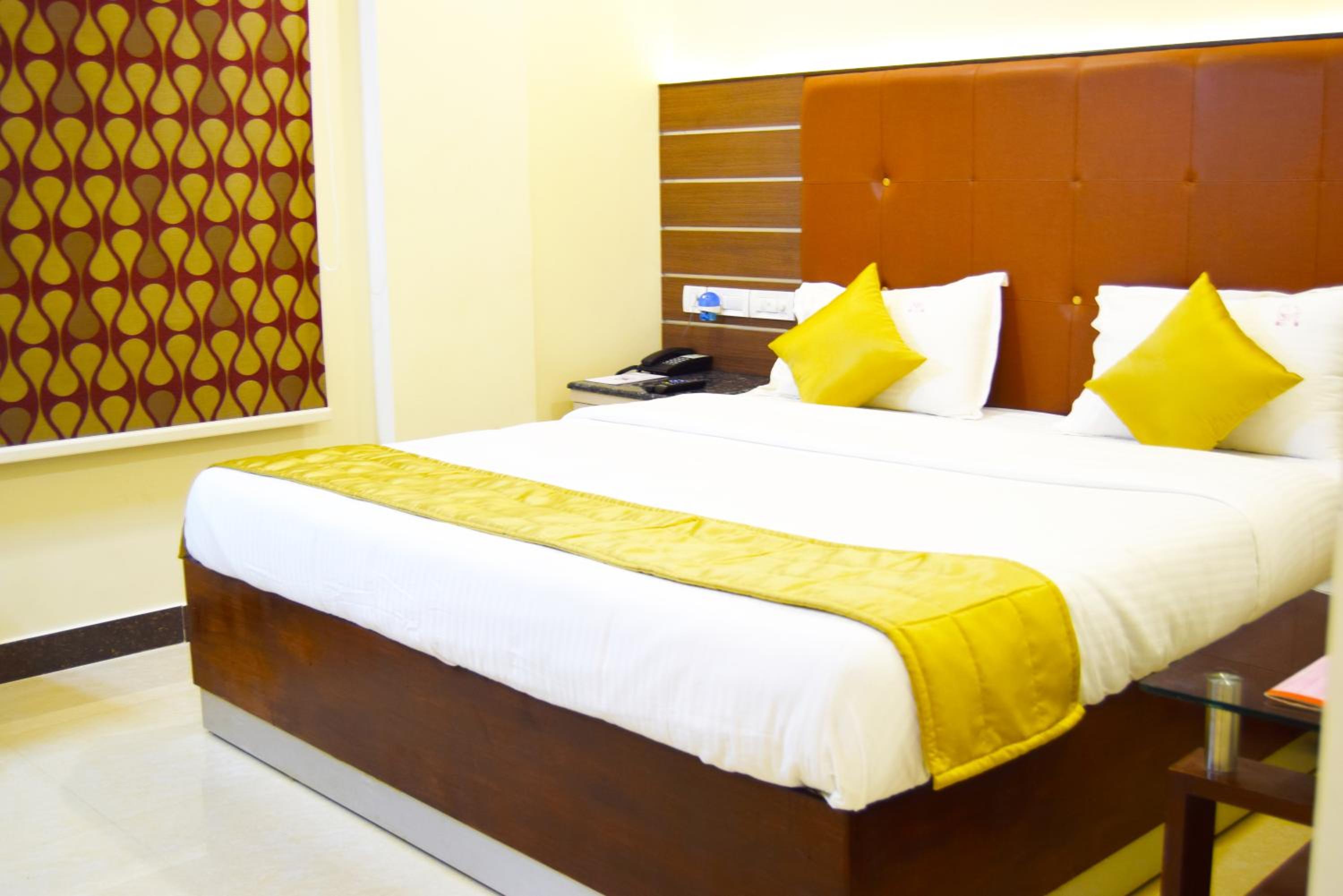 Deluxe Single Room