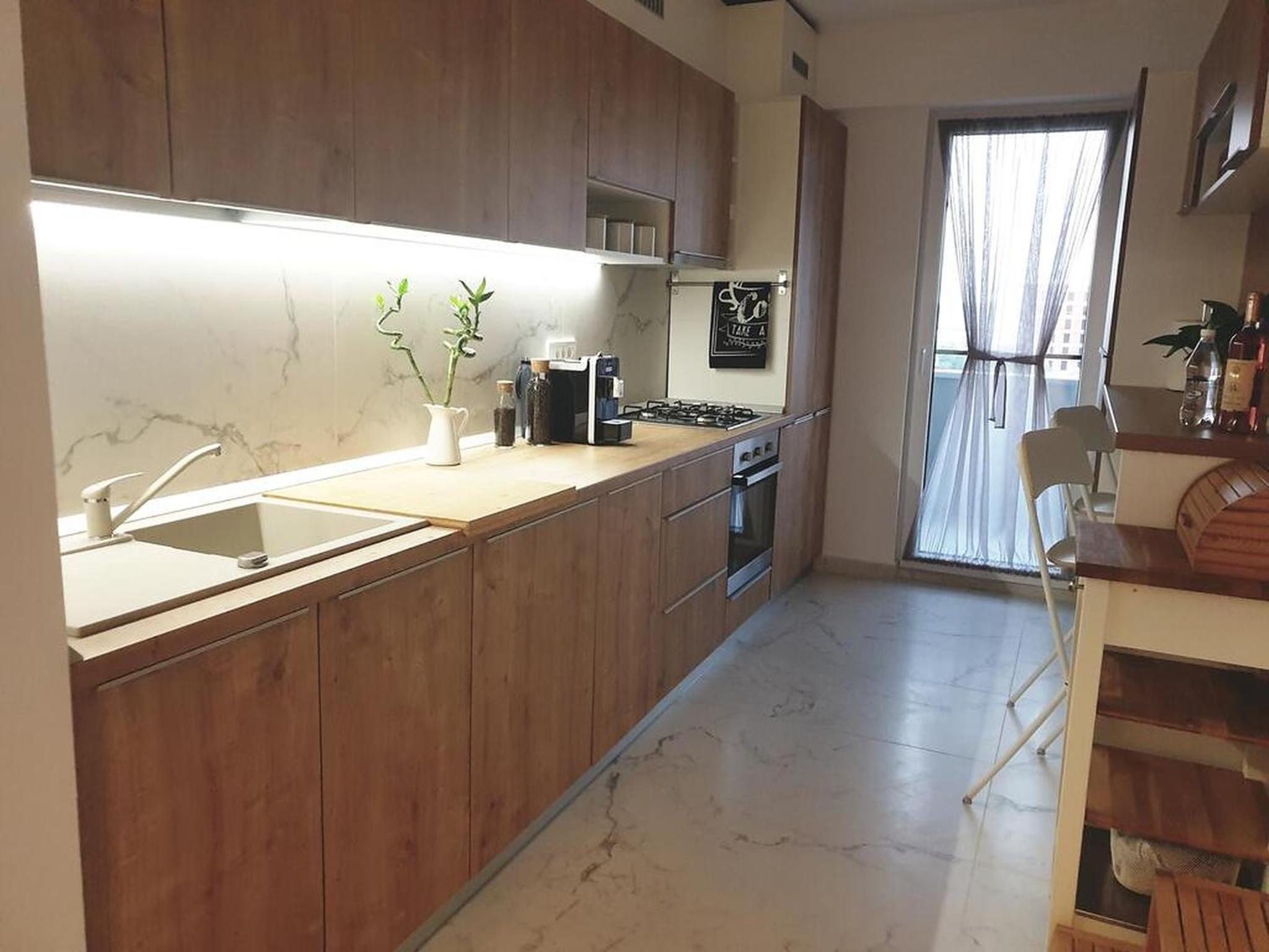 Apartment with Terrace - Photo 12