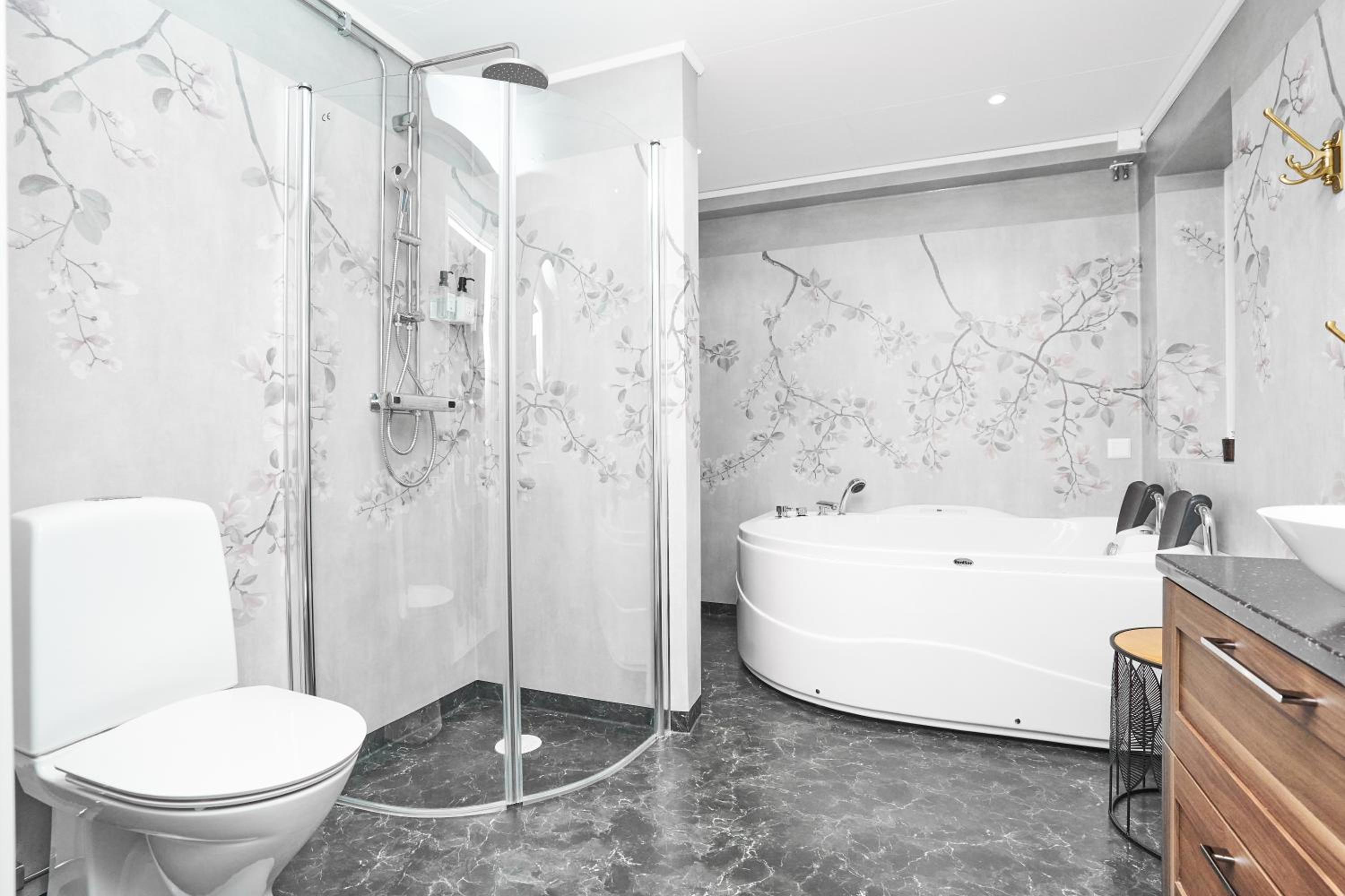 Junior Suite - Photo 6