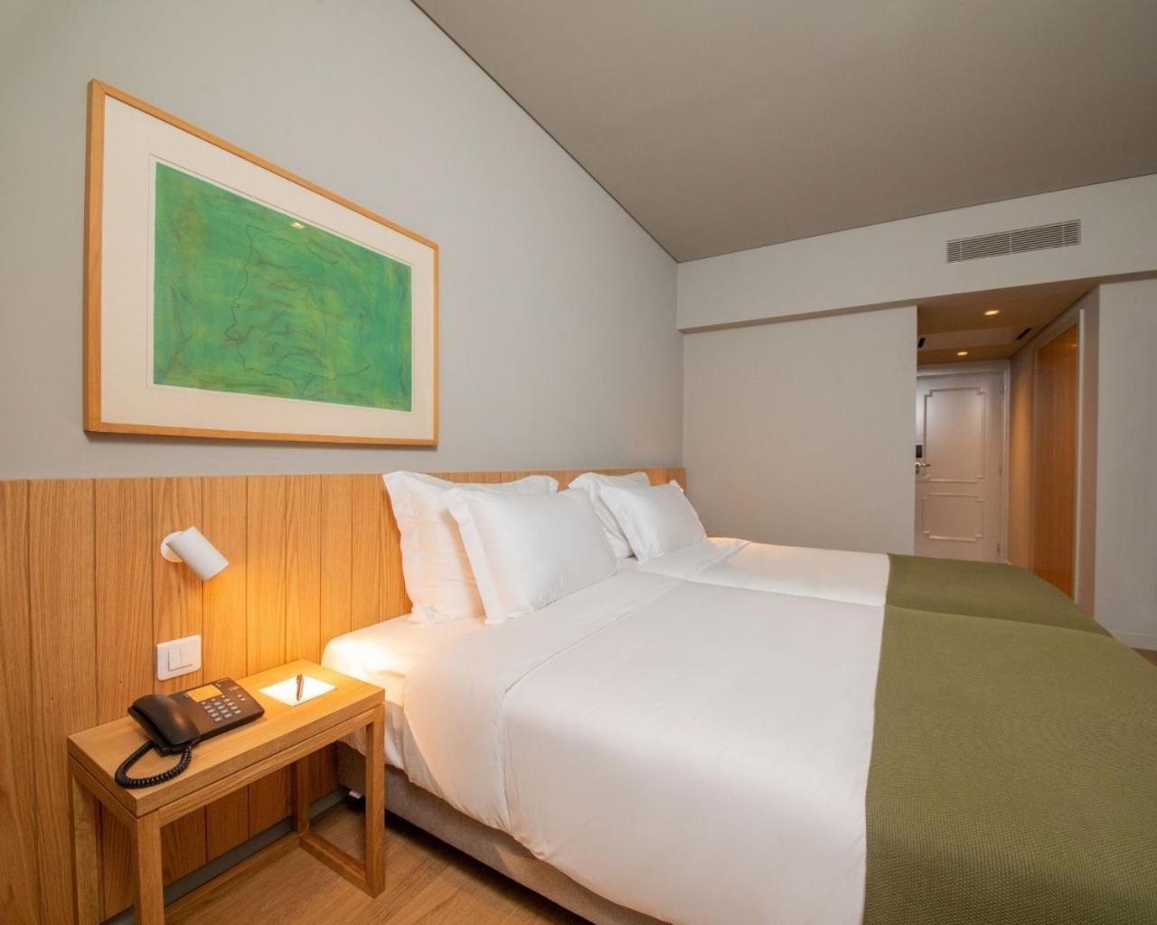Twin Room with Garden View - Photo 2