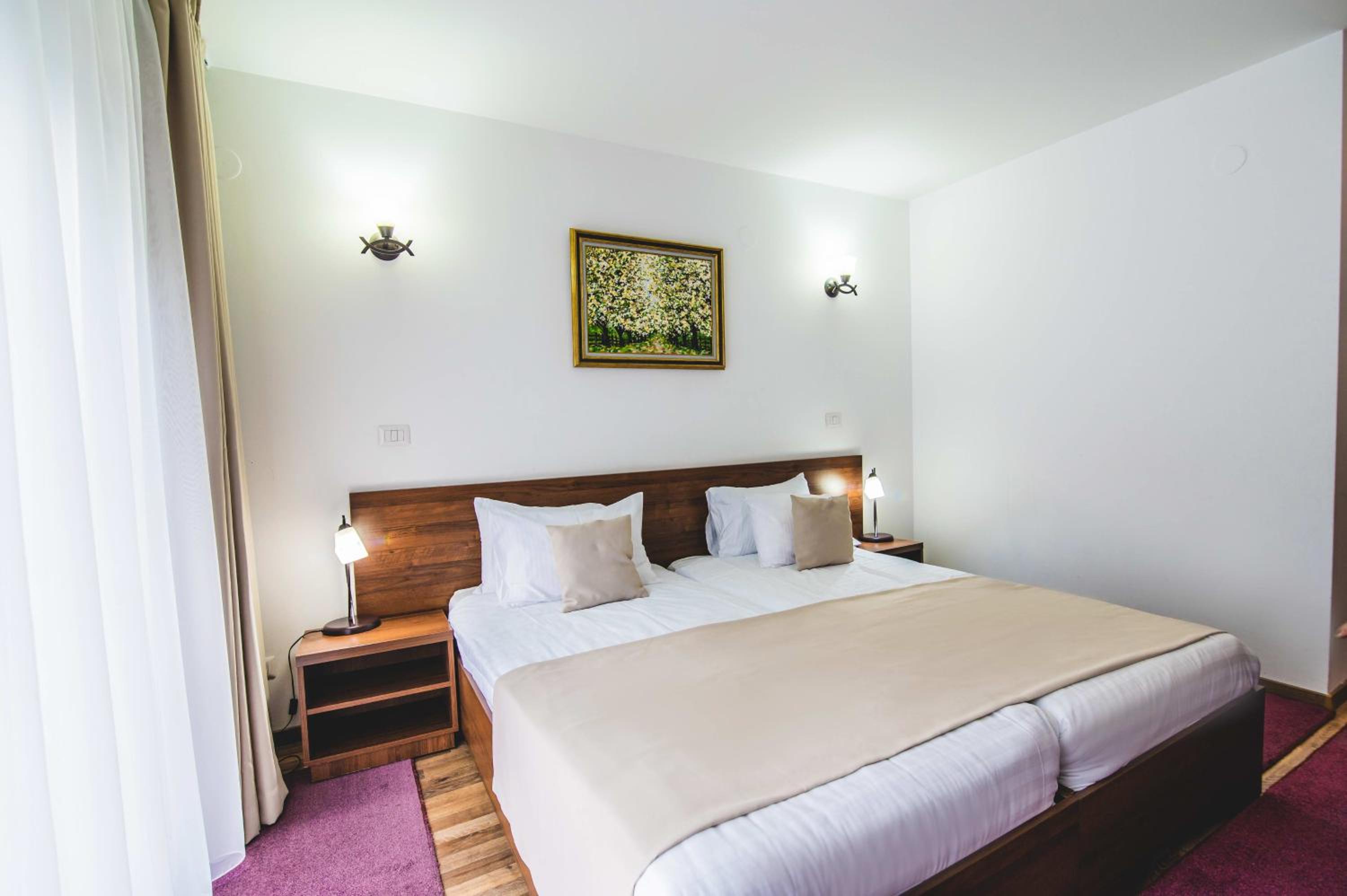 Superior Double or Twin Room with Balcony Building A - Photo 3