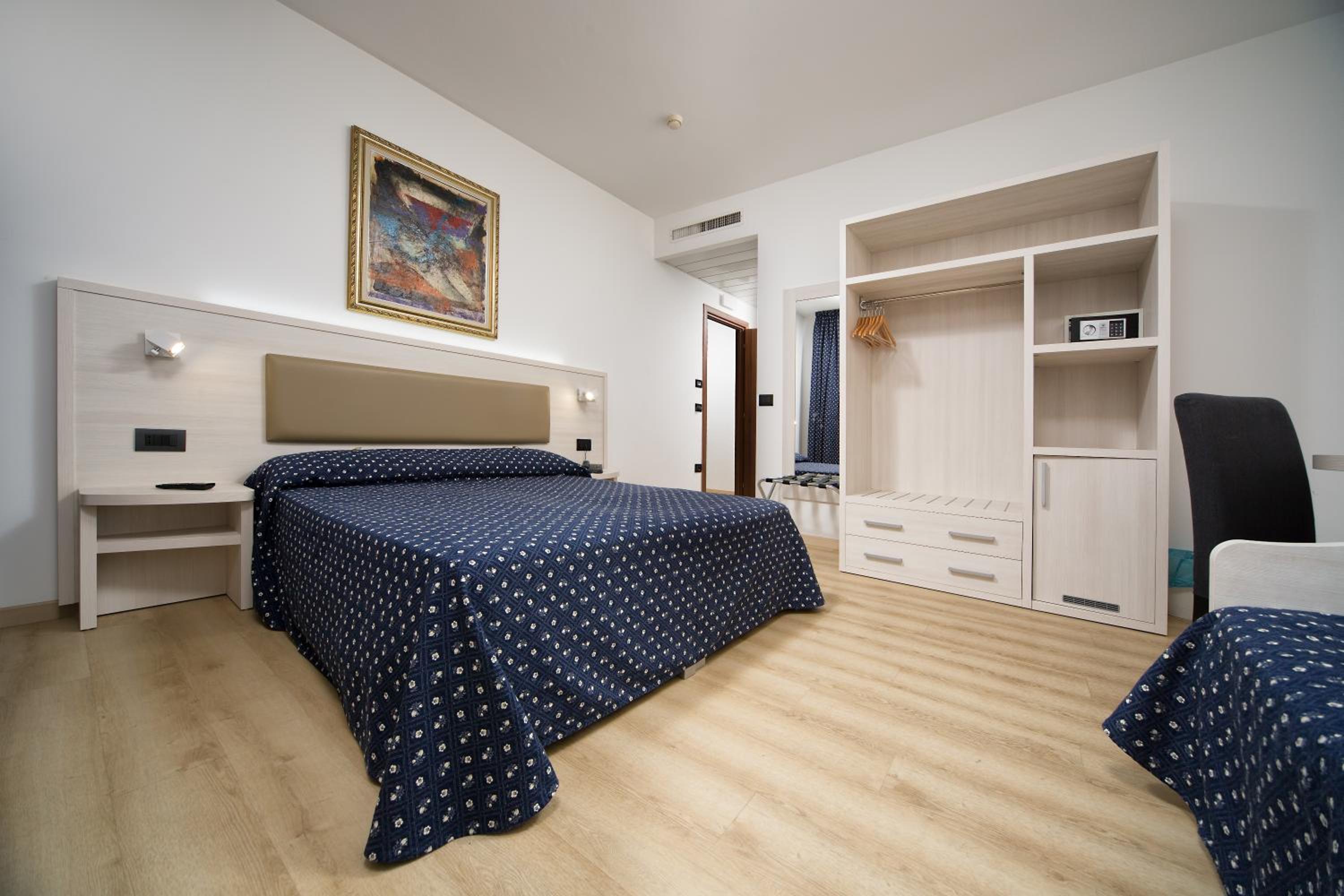Triple Room - Photo 3