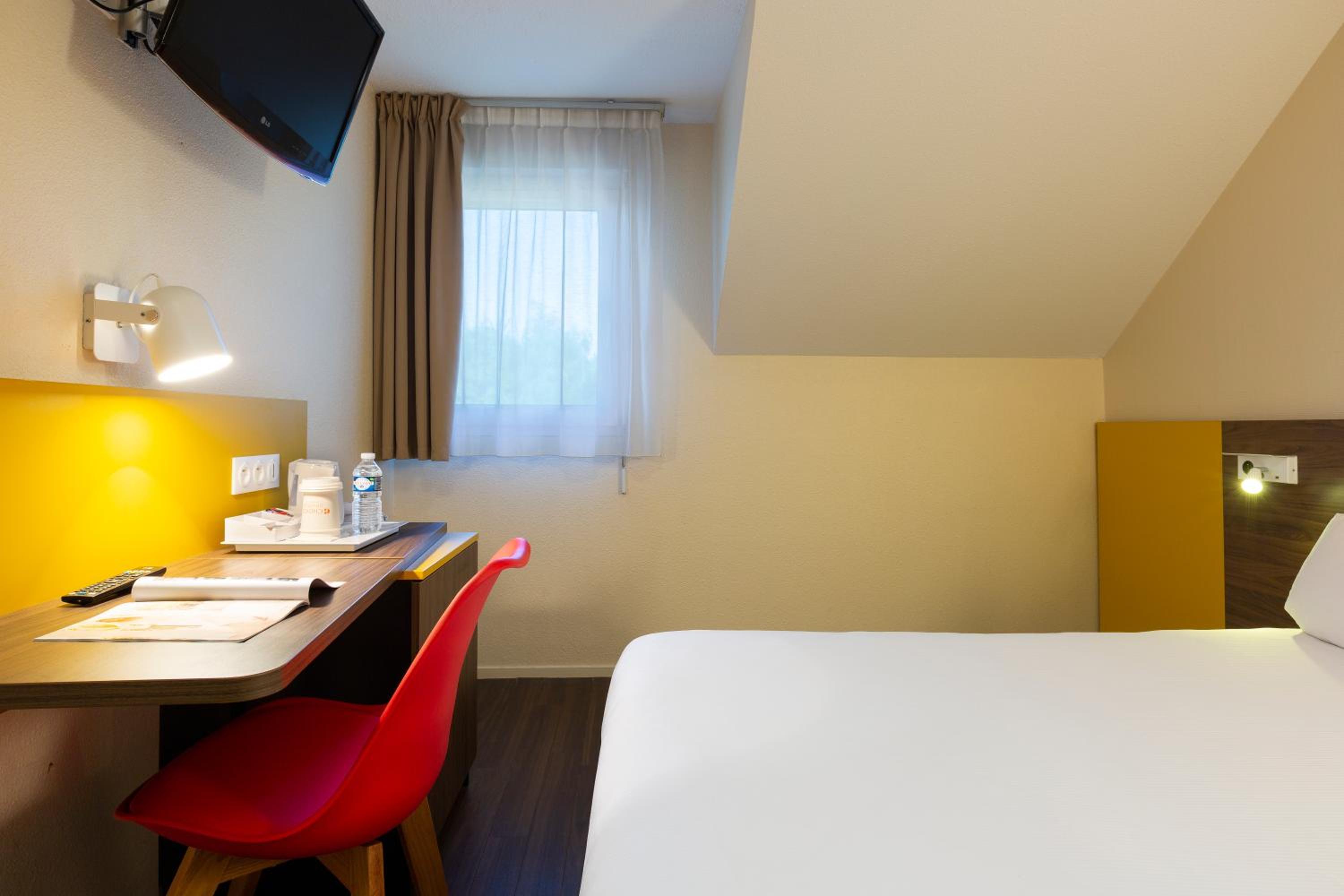 Double Room - Photo 5