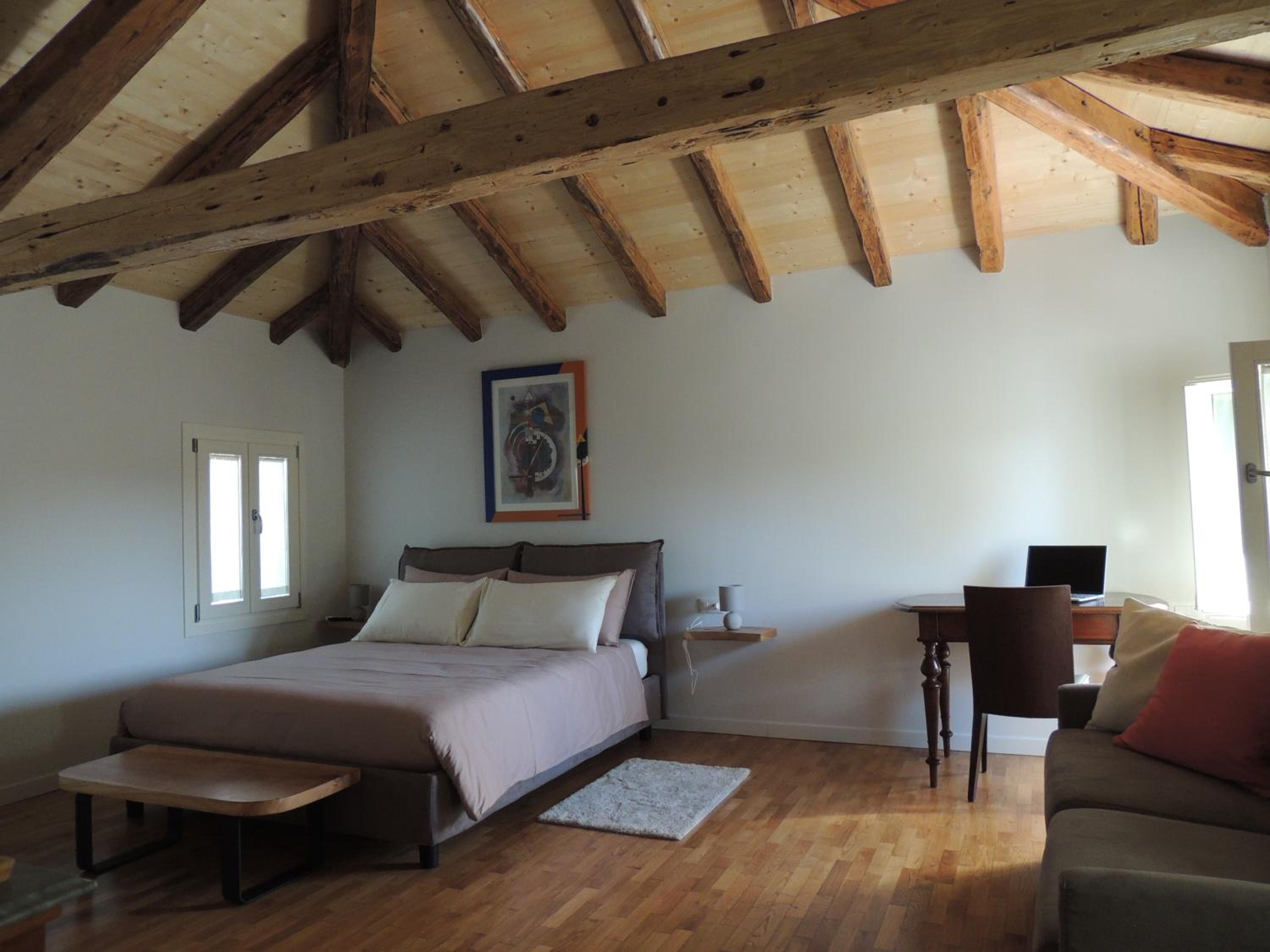 Deluxe Double Room - Photo 1
