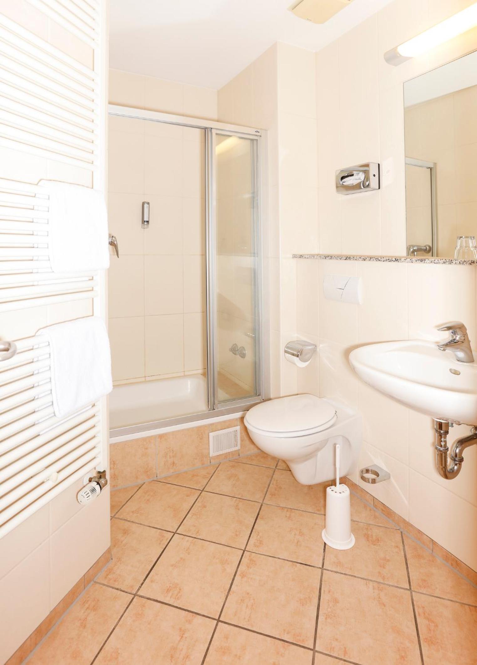 Deluxe Suite photo 2