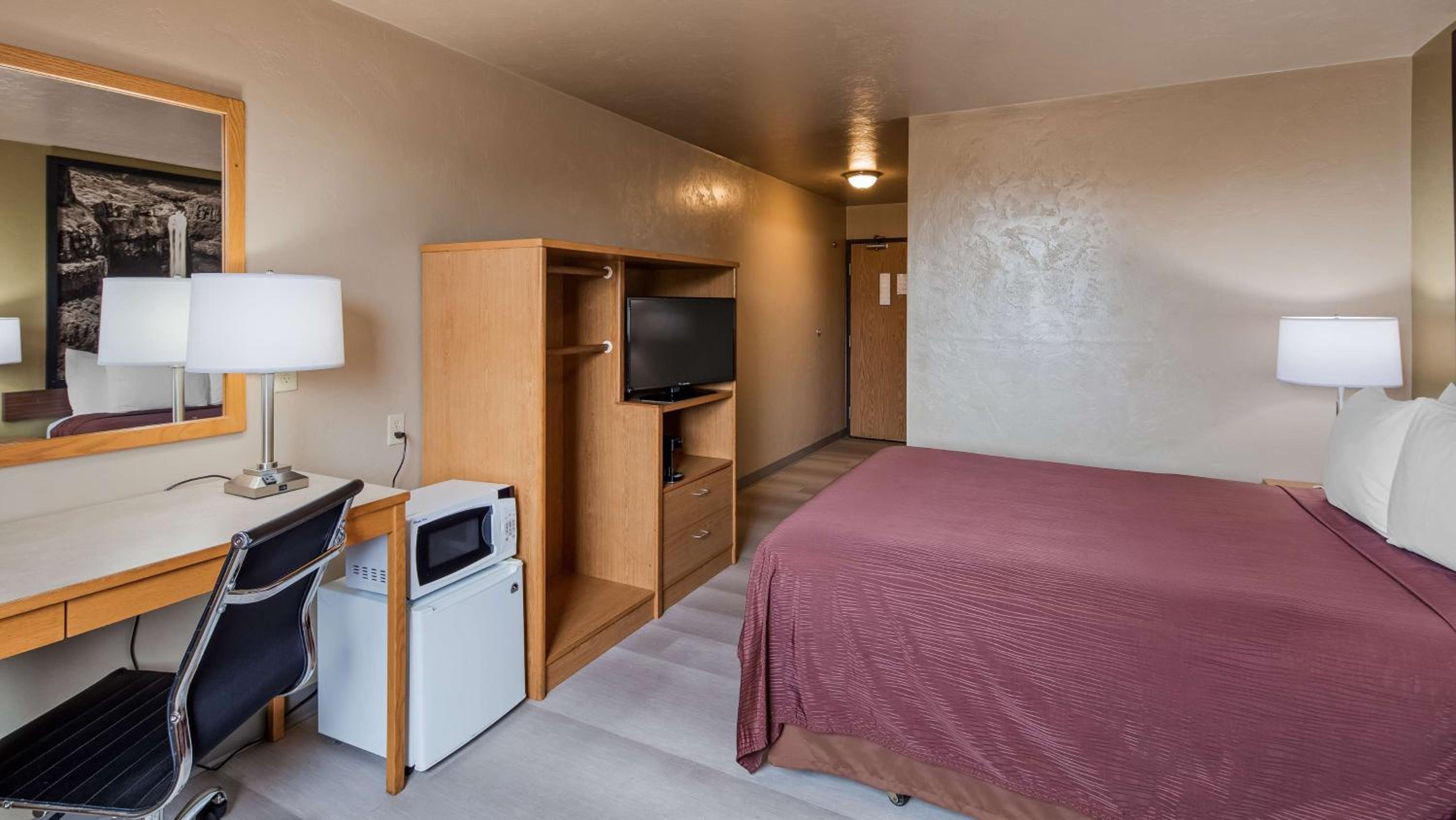 Queen Room - Photo 7