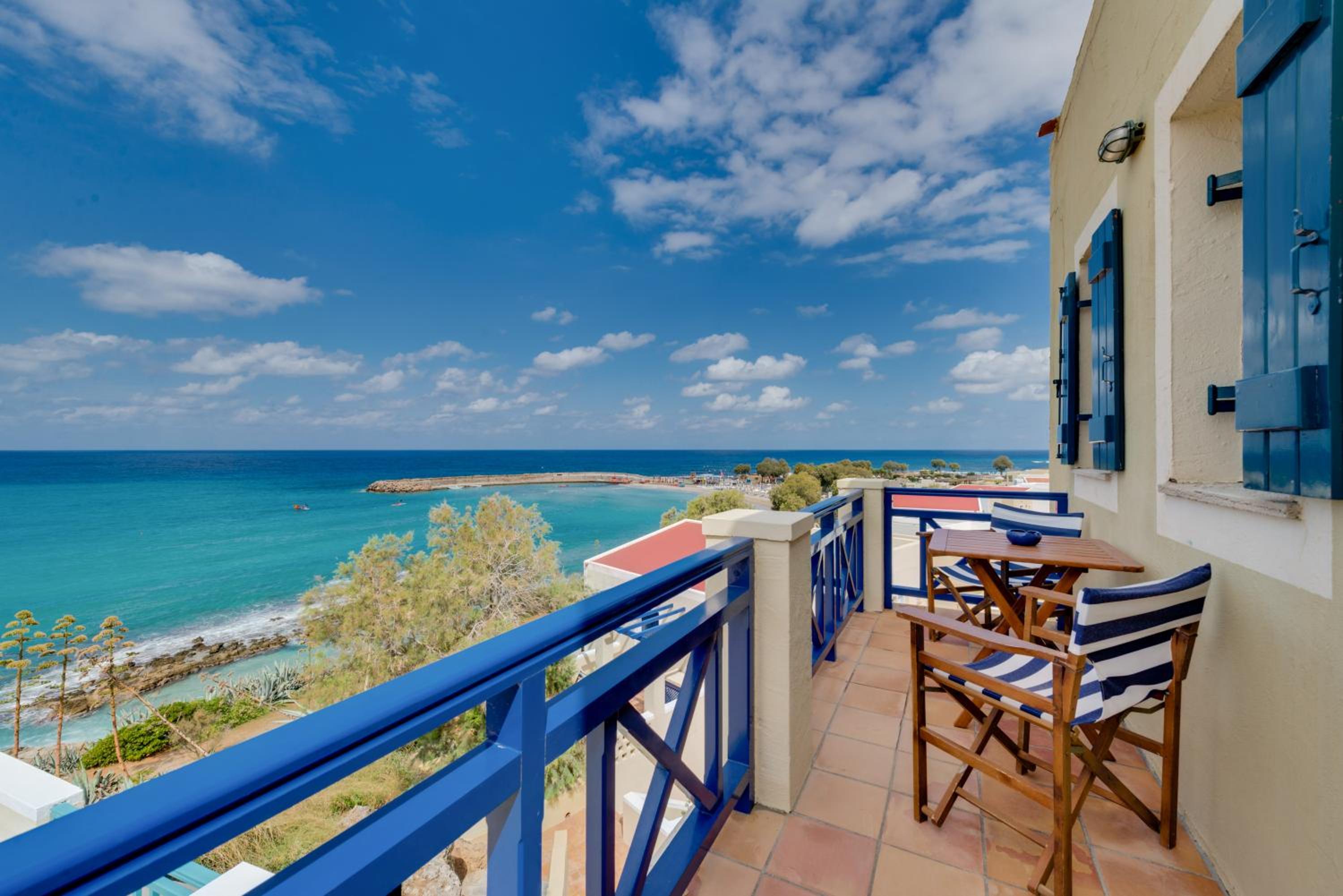 Family Bungalow Suite with Sea View