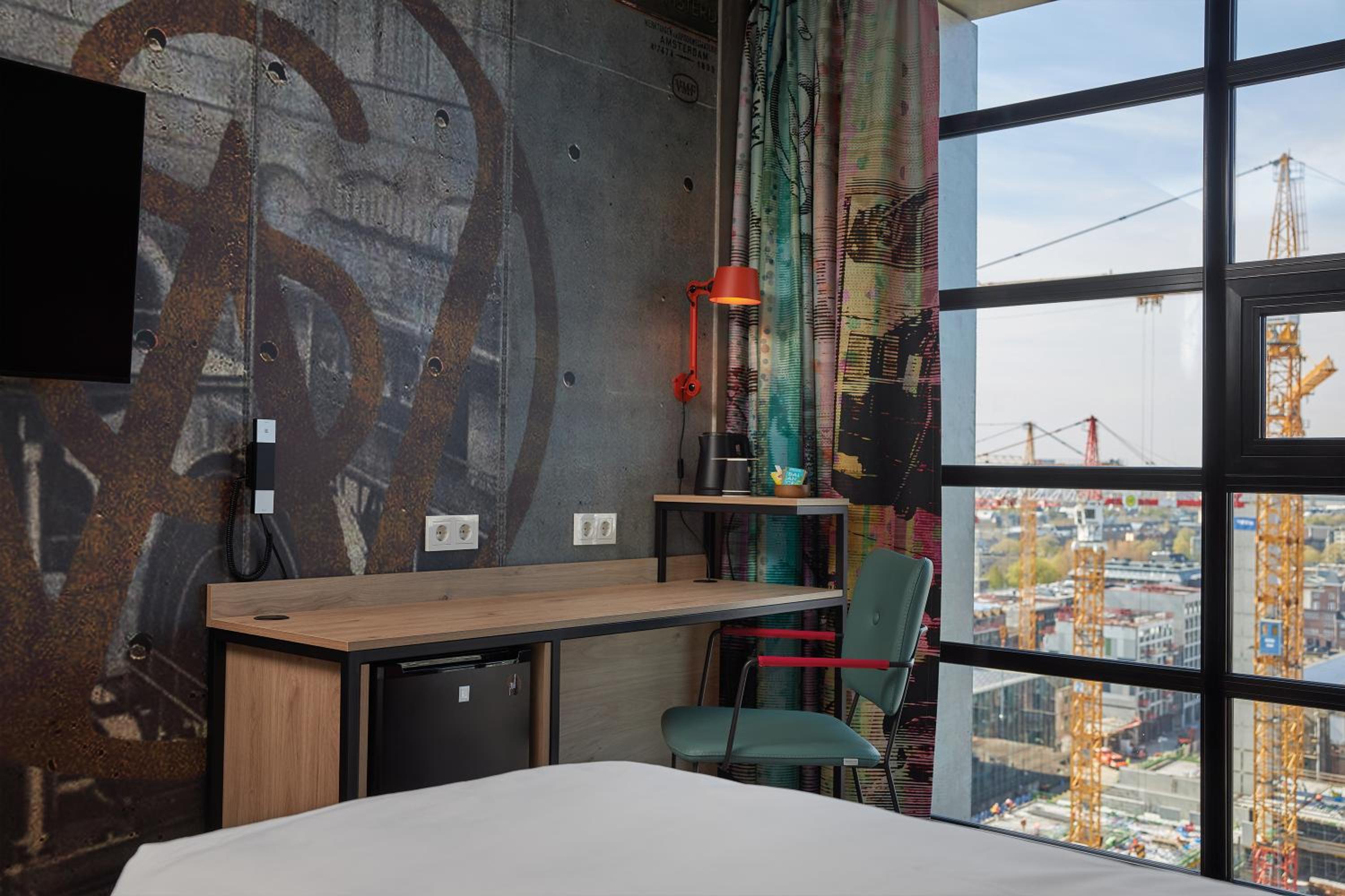 City Twin Panorama Room thumbnail 5