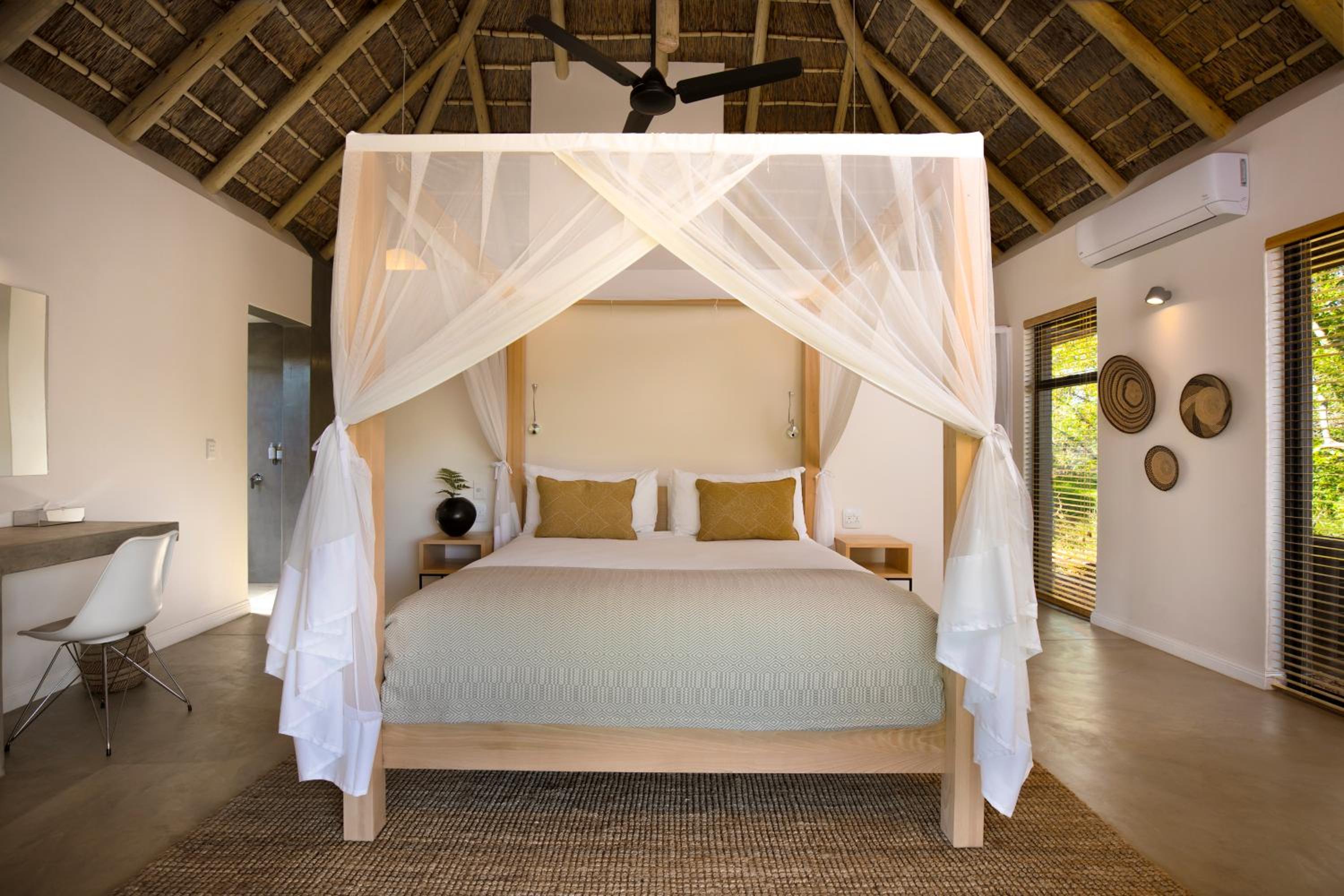 Villa Mhlabeni - Premium Deluxe Cottage photo 1