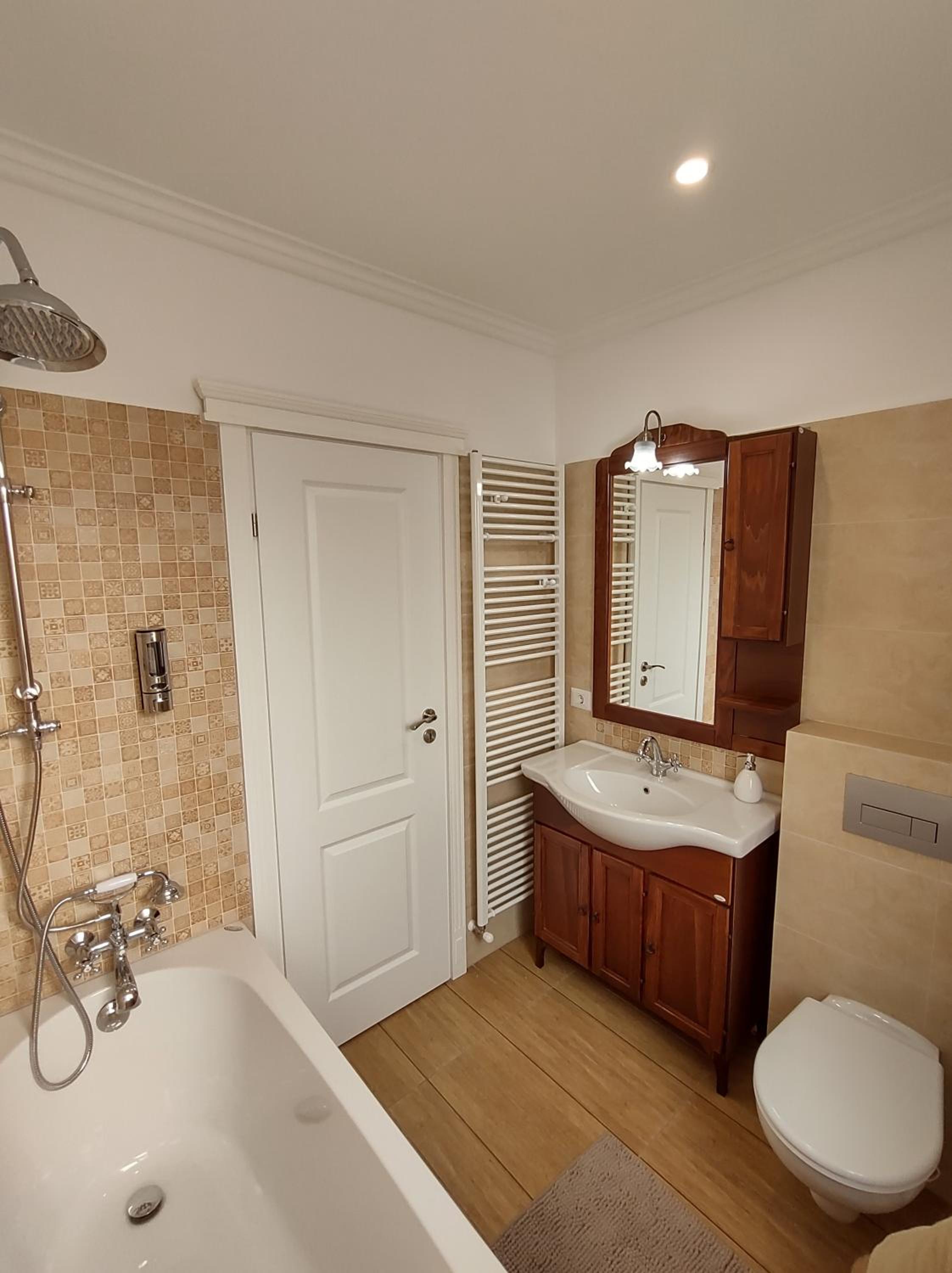 Double or Twin Room - Photo 11