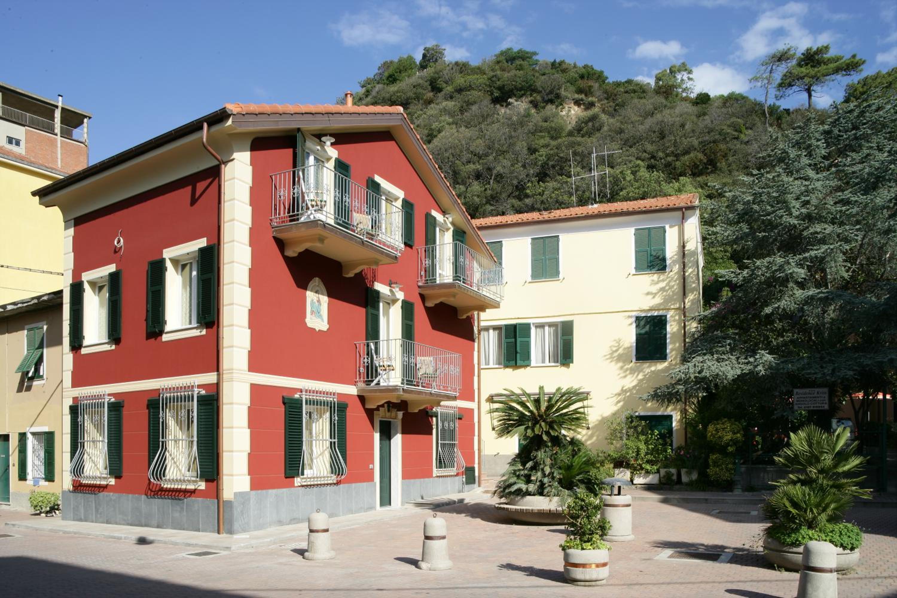 Two-Bedroom Apartment with Balcony photo 3