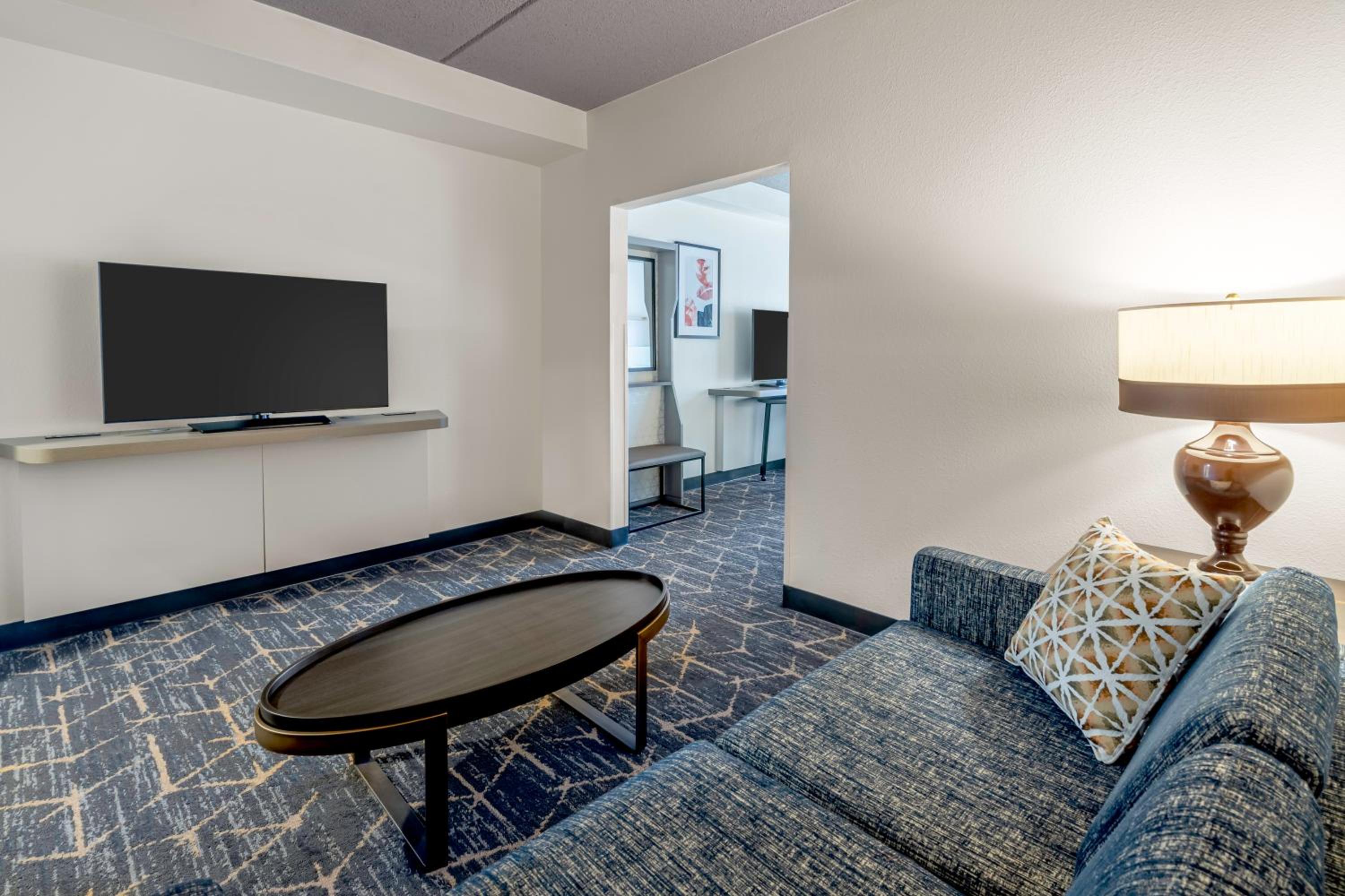 Suite with Two Beds - Non-Smoking - Photo 5