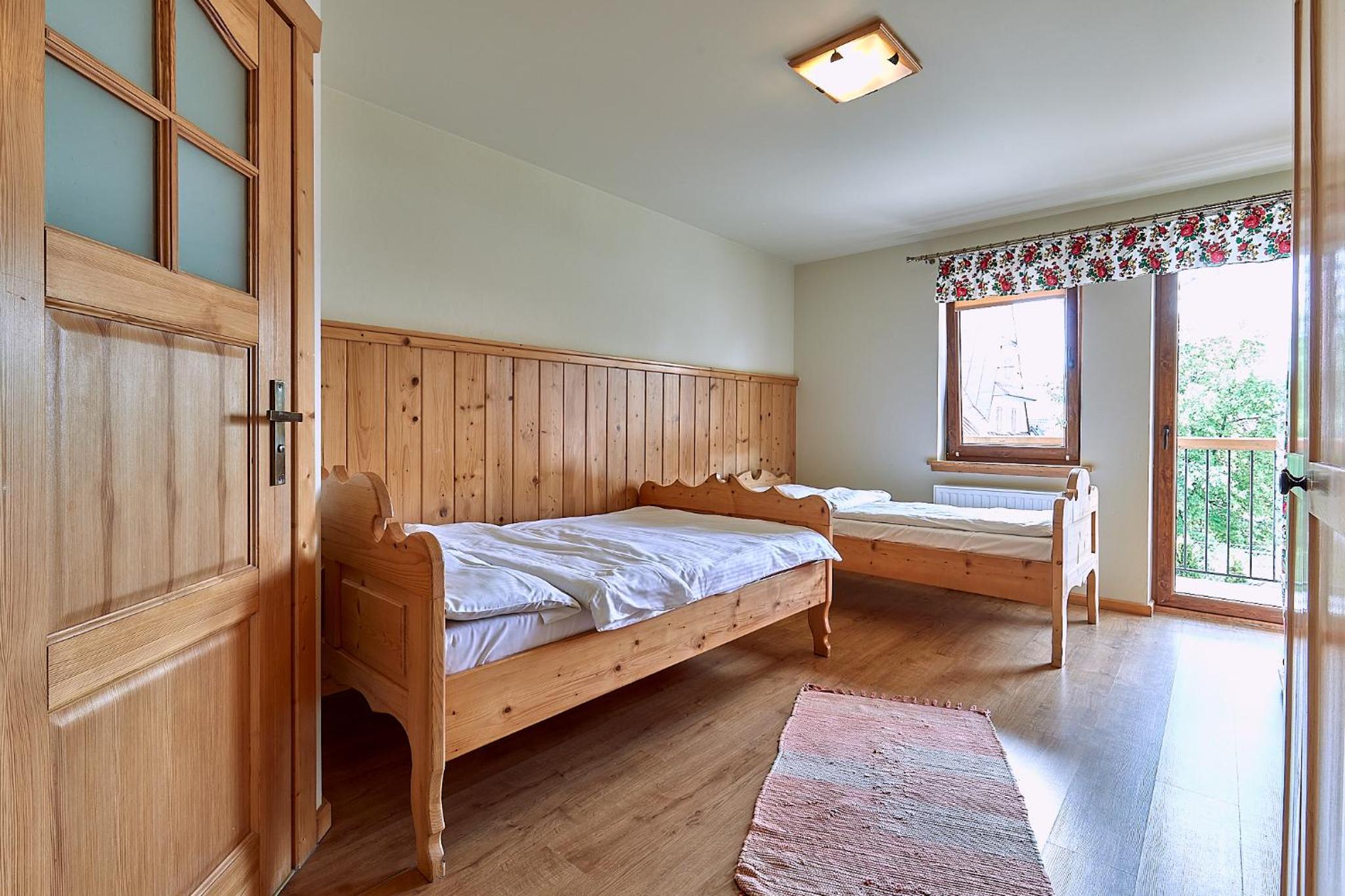 Triple Room with Balcony - Photo 3