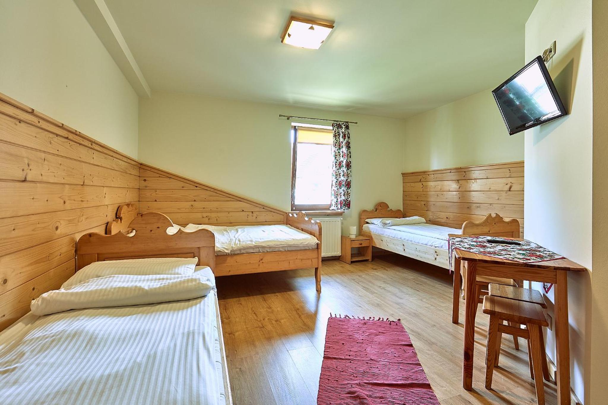Quadruple Room - Photo 4