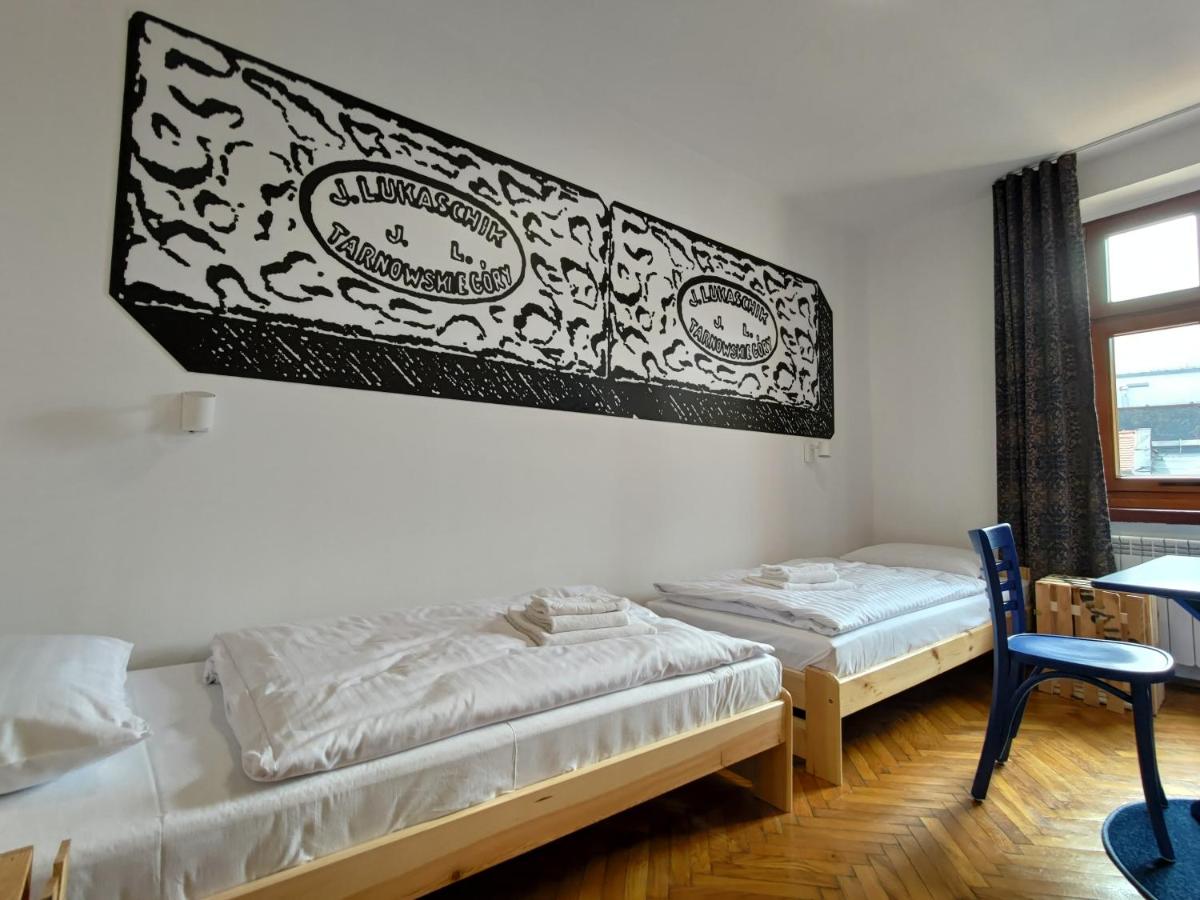Triple Room with Private Bathroom - Photo 2