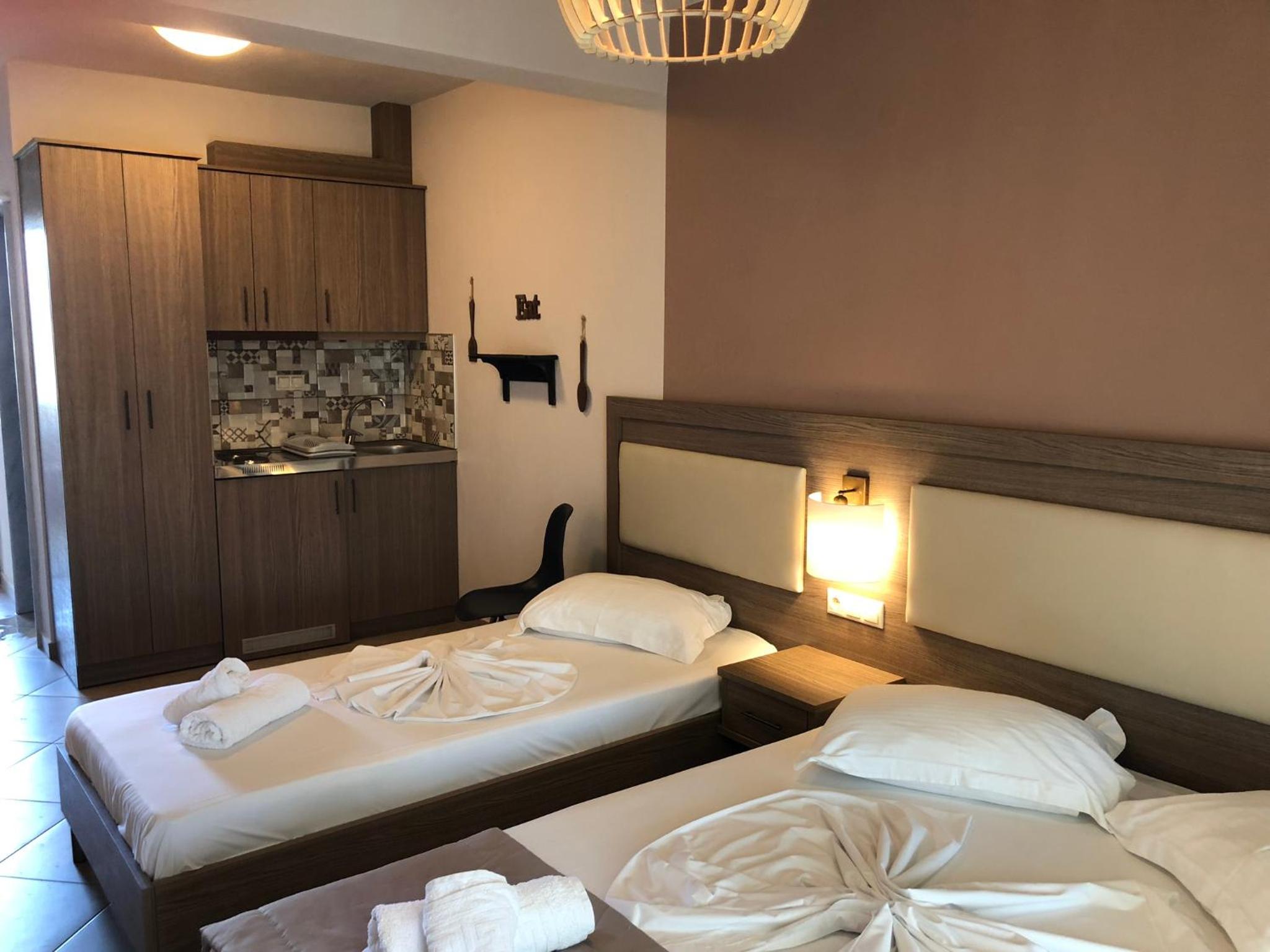 Triple Room with Garden View