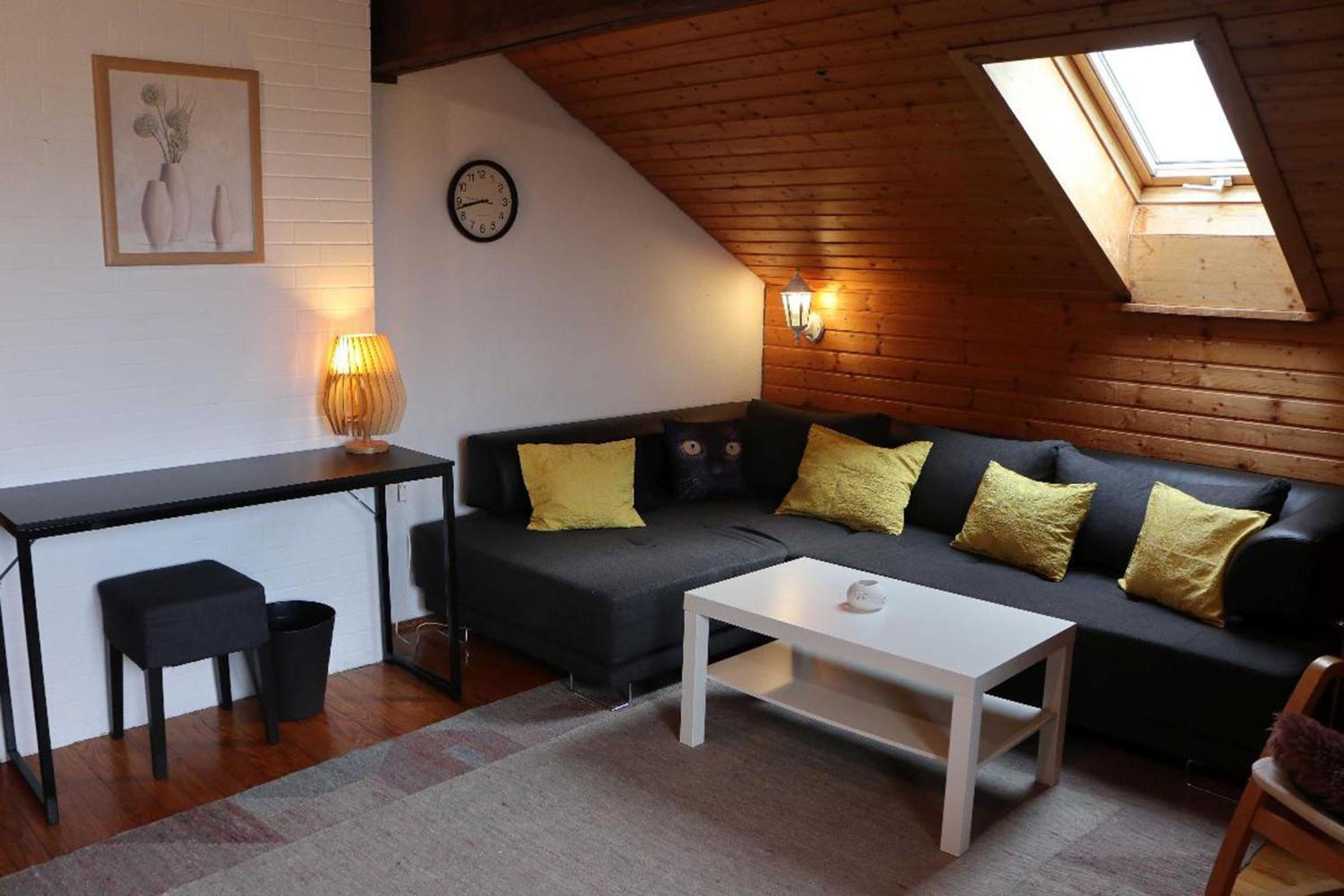 Apartment - Attic with Balcony photo 1