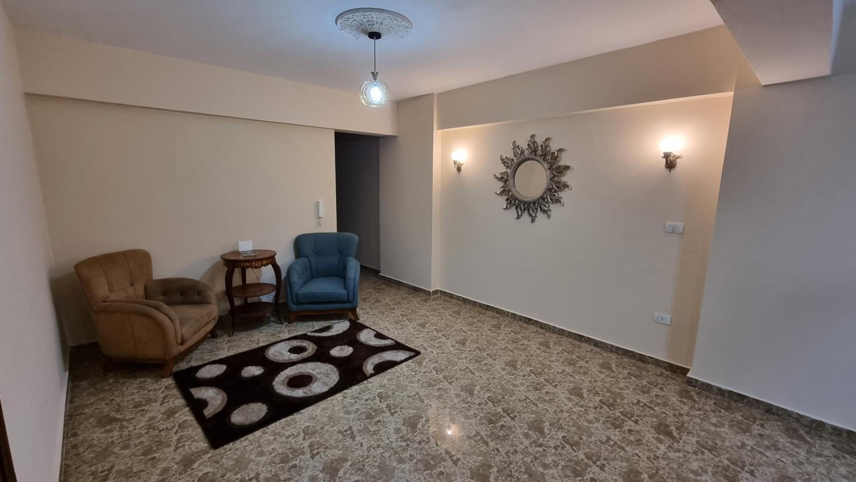 Apartment with Sea View - Photo 7
