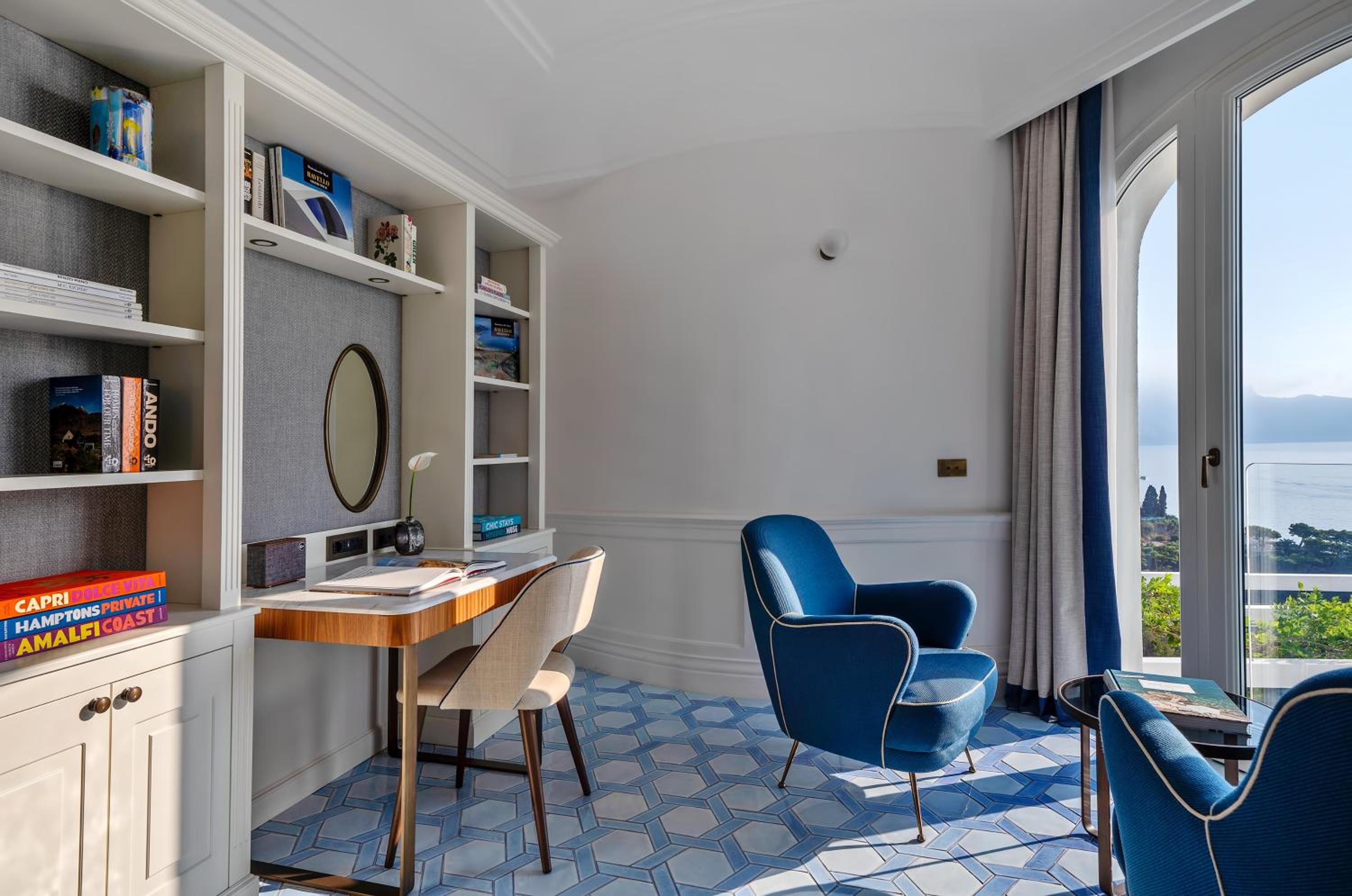 Junior Suite with Sea View - Photo 5