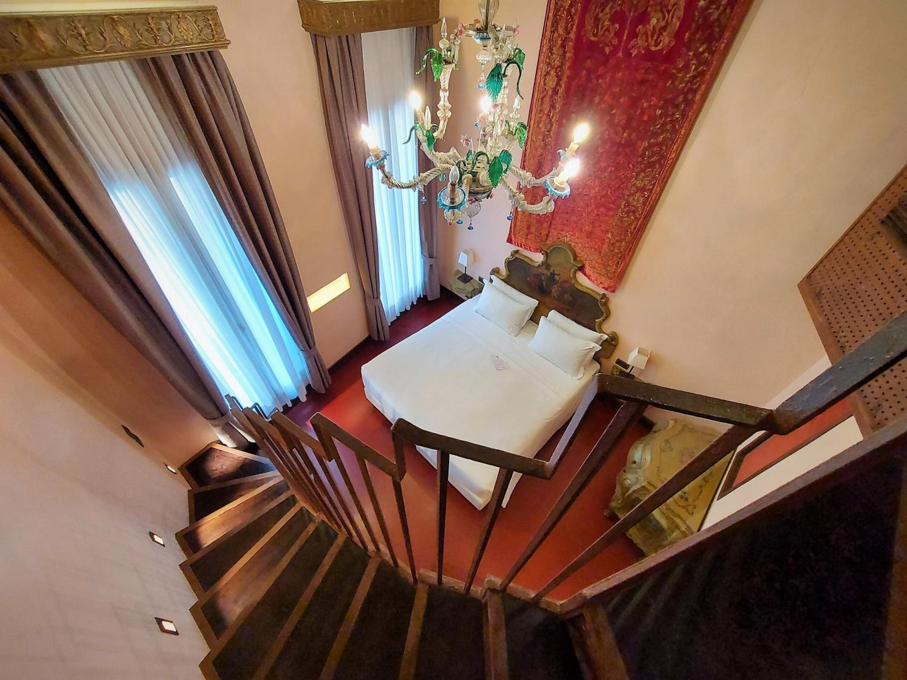 Junior Suite - Photo 9