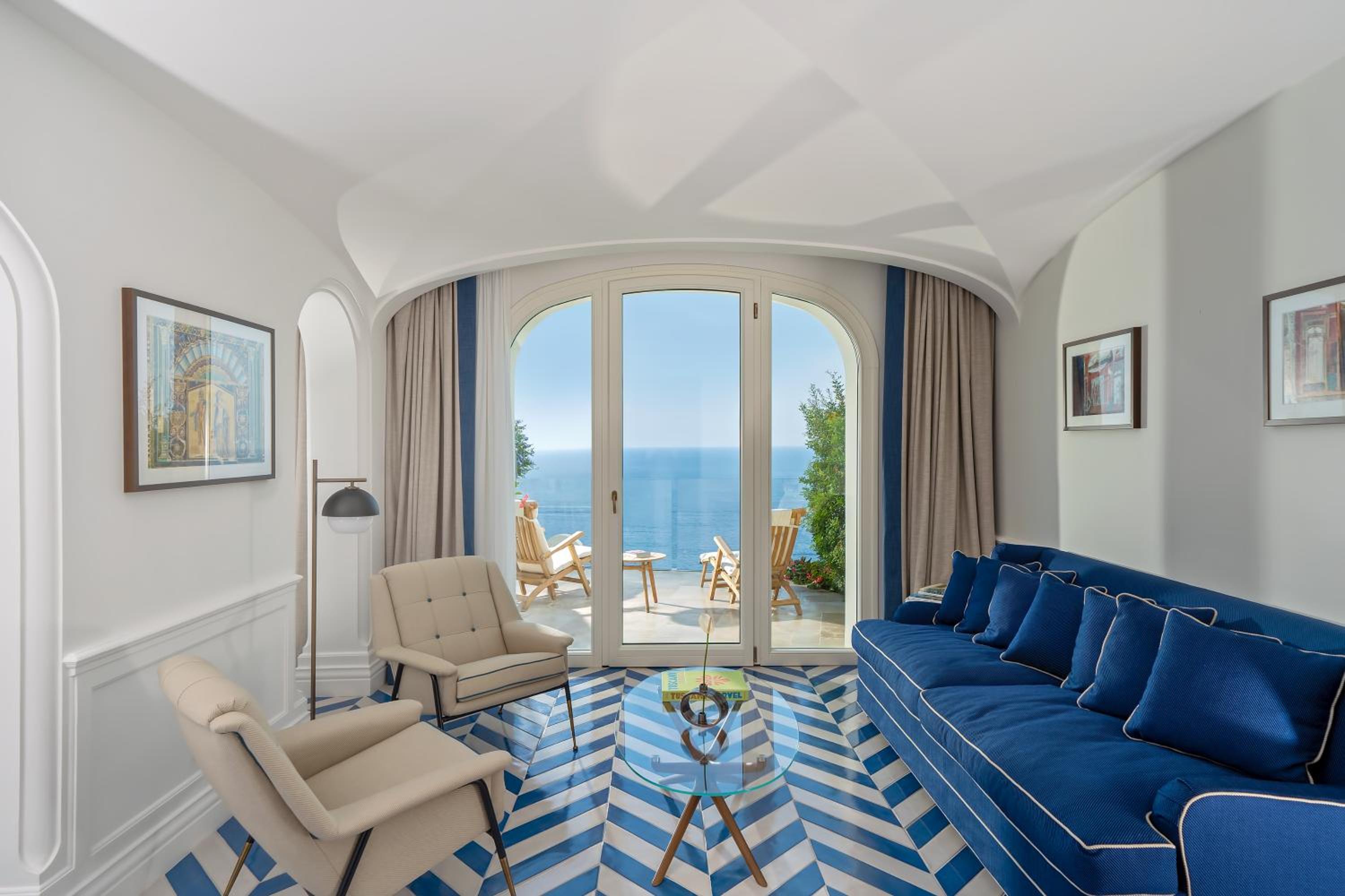 Suite with Private Pool - Photo 1