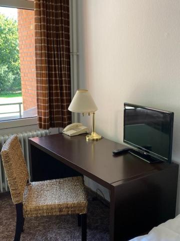 Budget Single Room photo 3