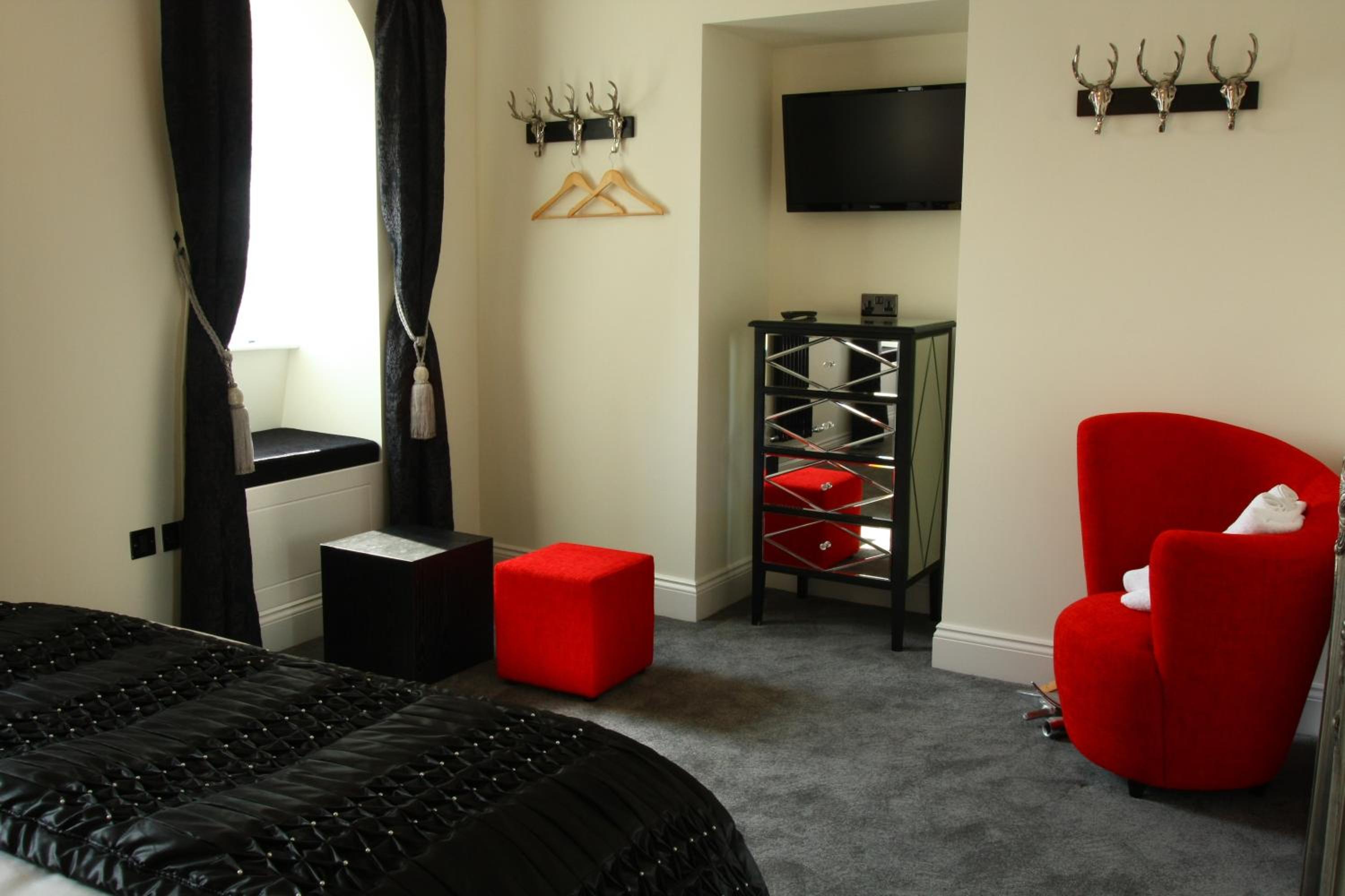 Standard King Room photo 3