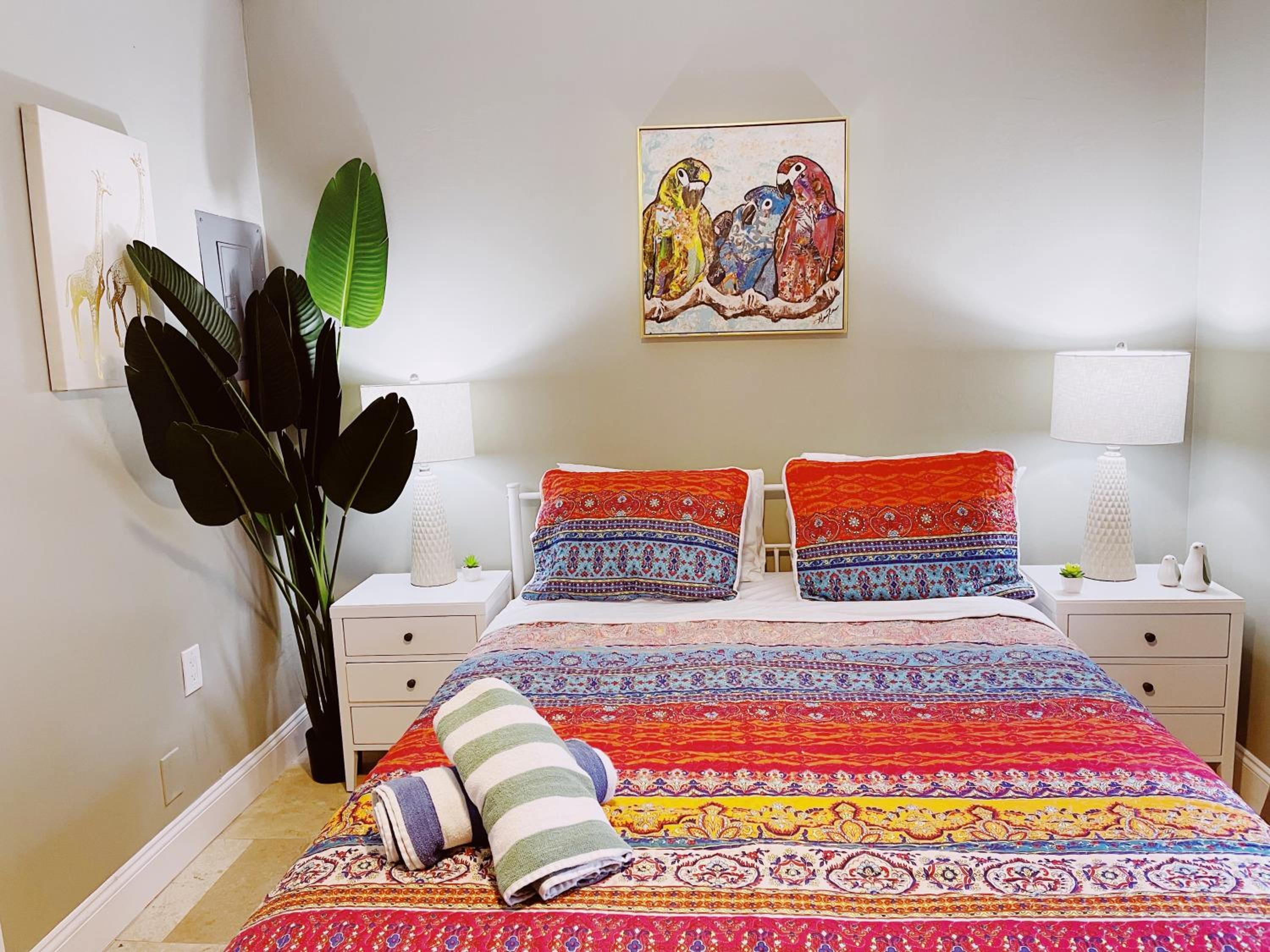 Standard Queen Room