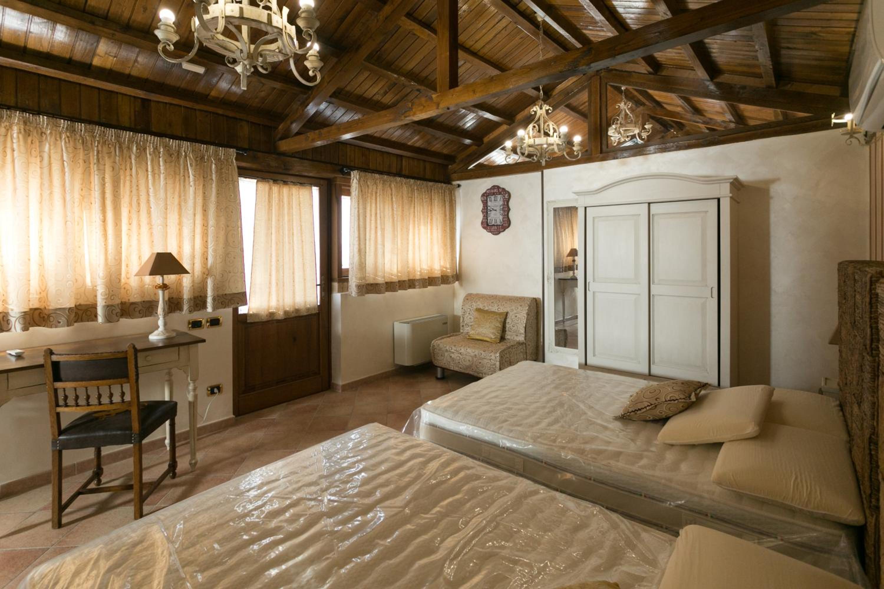 King Room - Photo 10