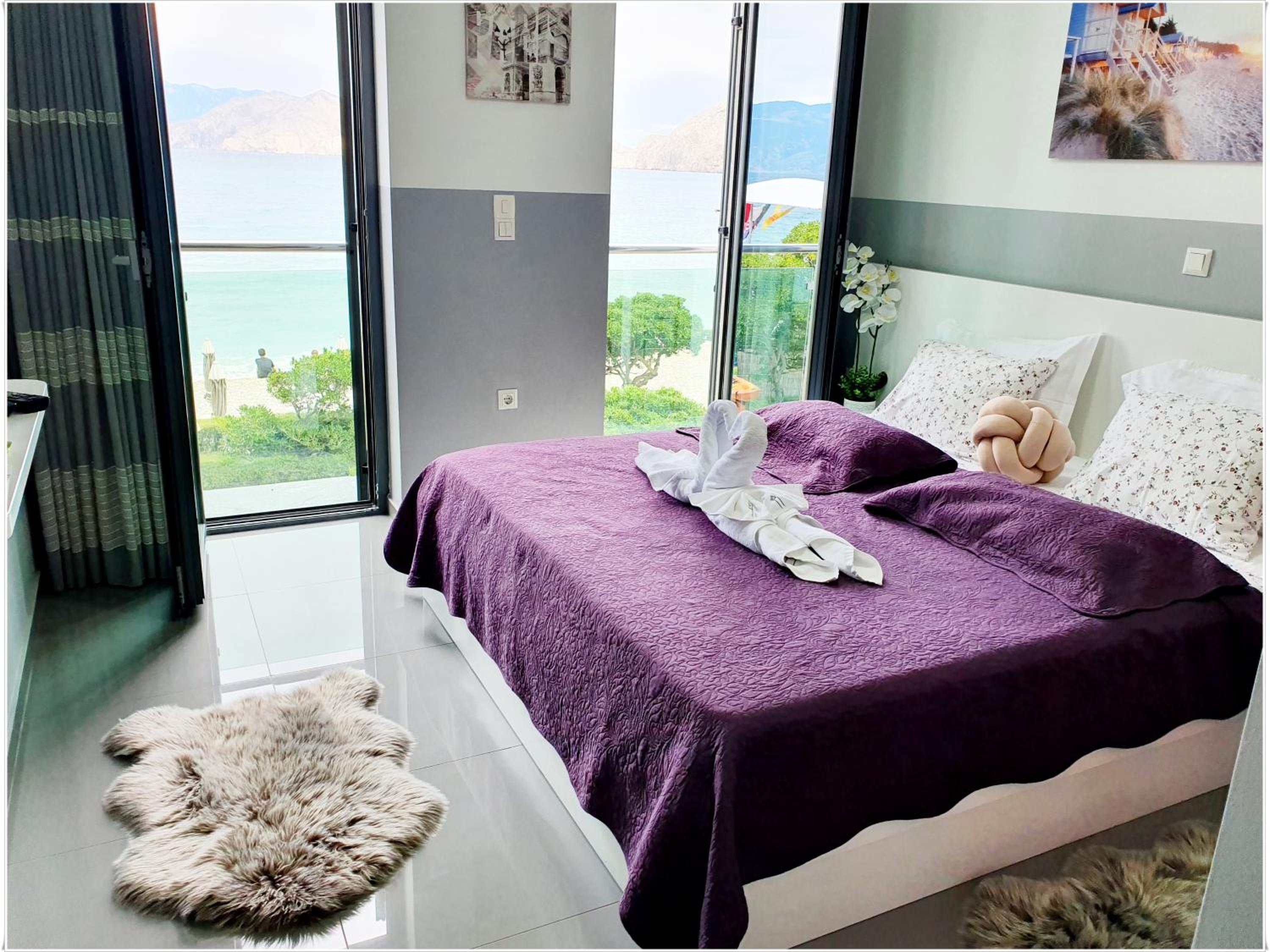 Apartment with Sea View - Photo 1