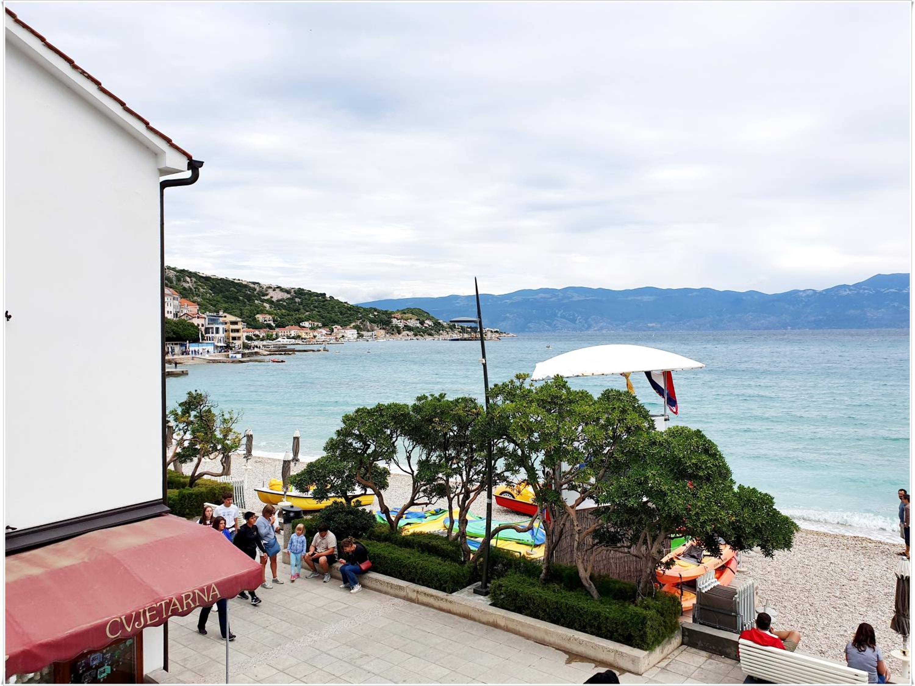 Apartment with Sea View - Photo 31