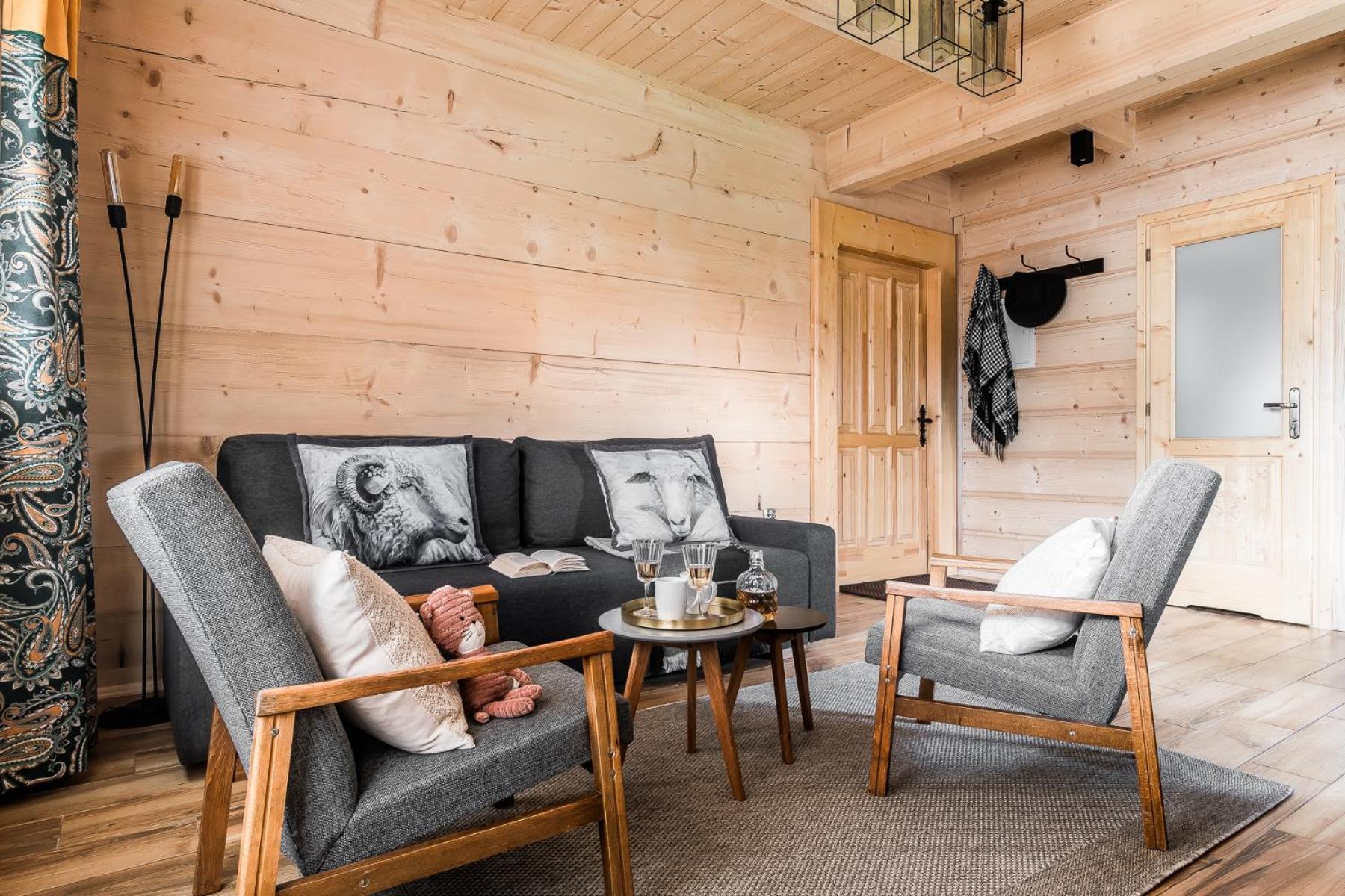 Two-Bedroom Chalet - Photo 6