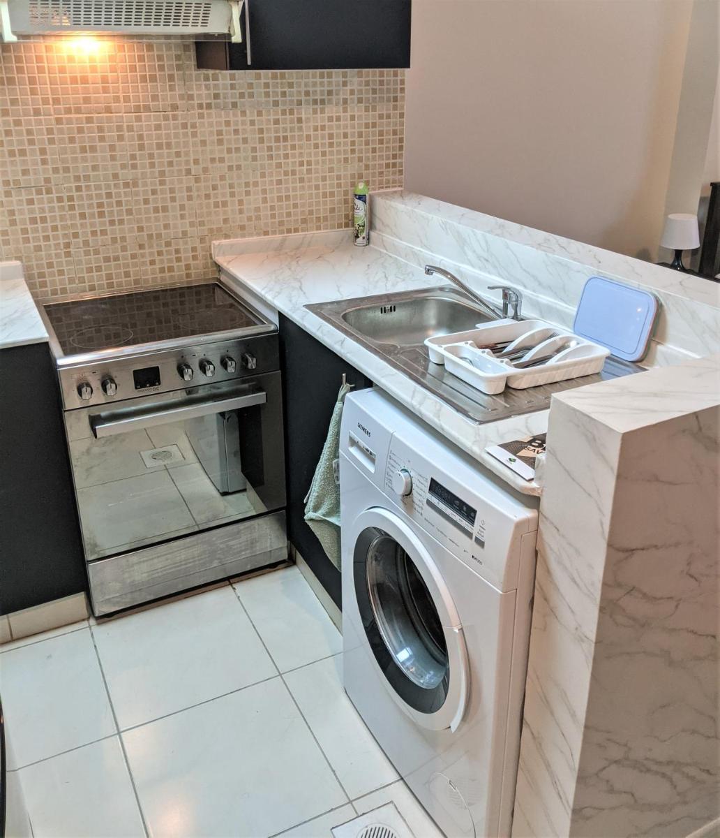 Studio Apartment photo 3