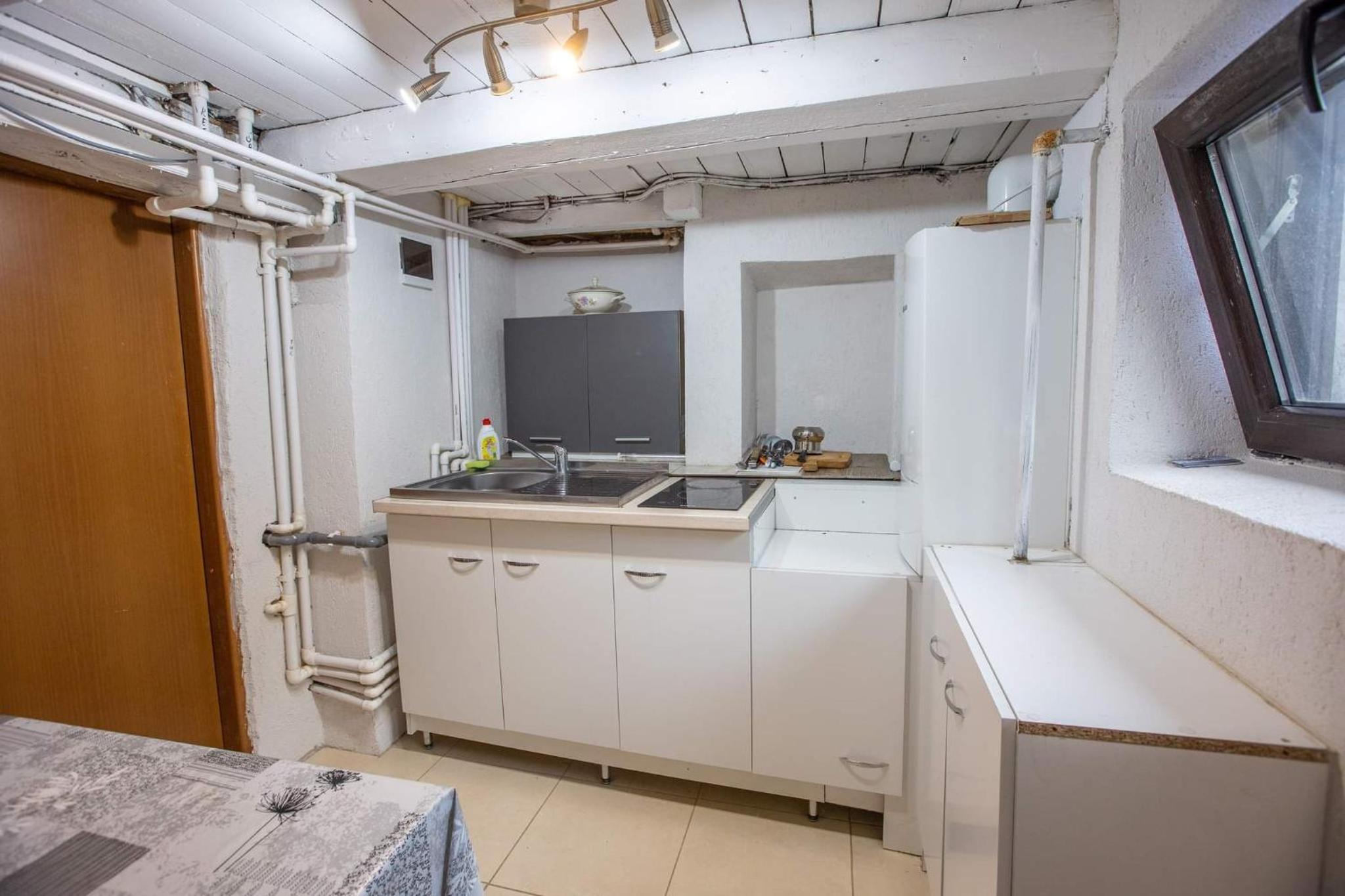 Double Room - Photo 22