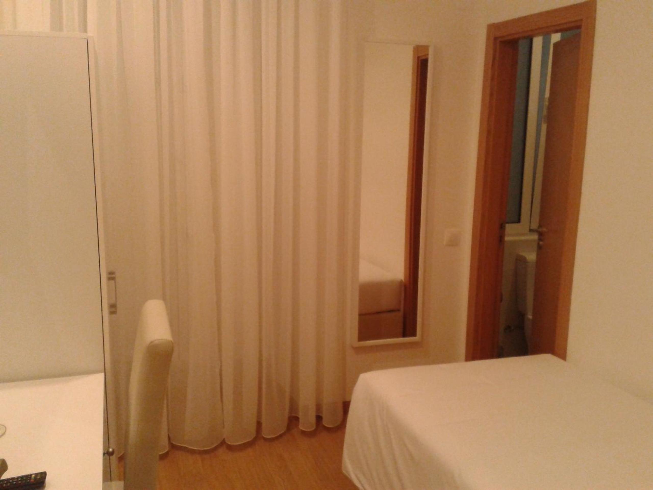 Budget Single Room photo 2