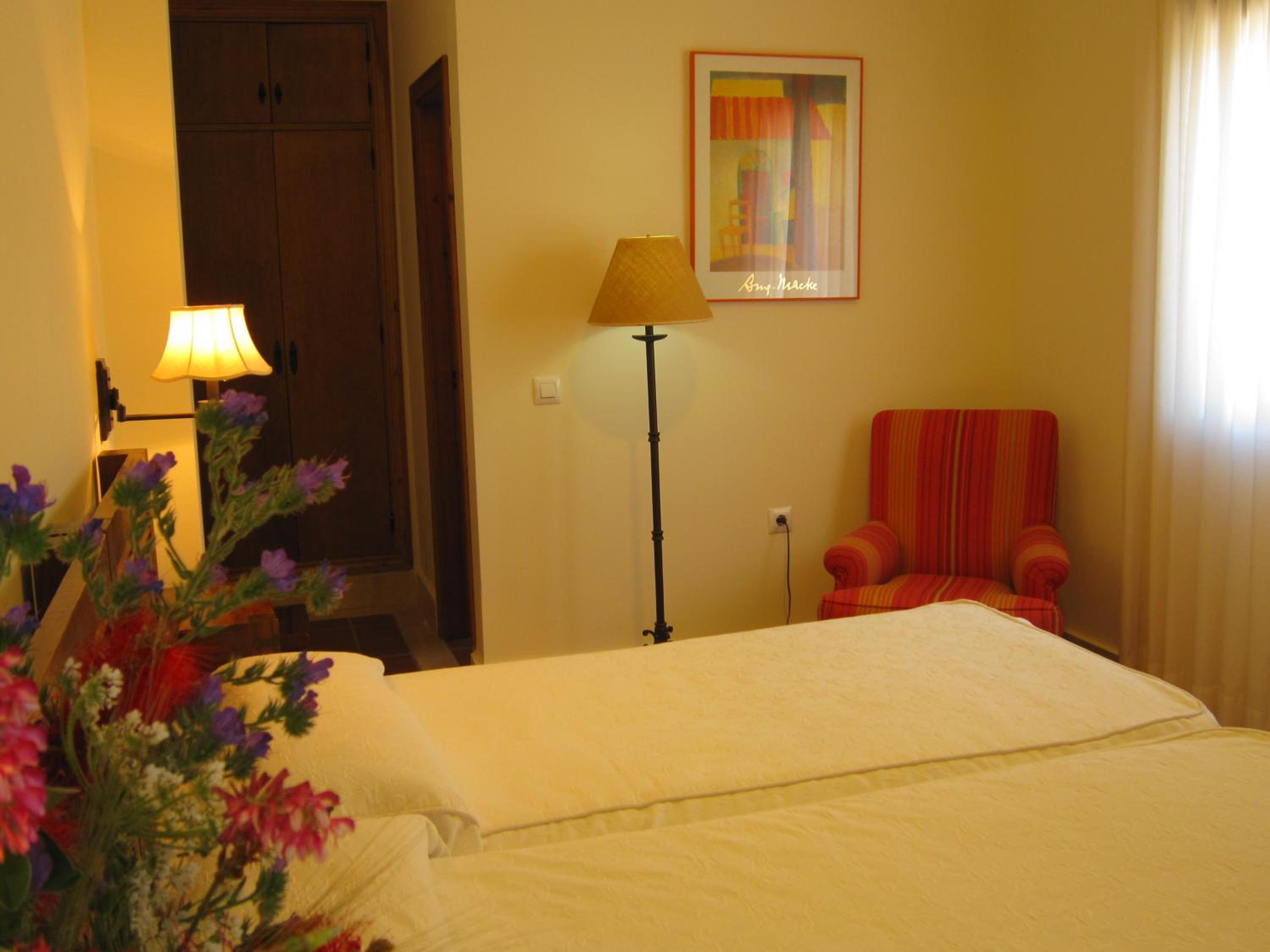 Economy Double or Twin Room - Photo 6