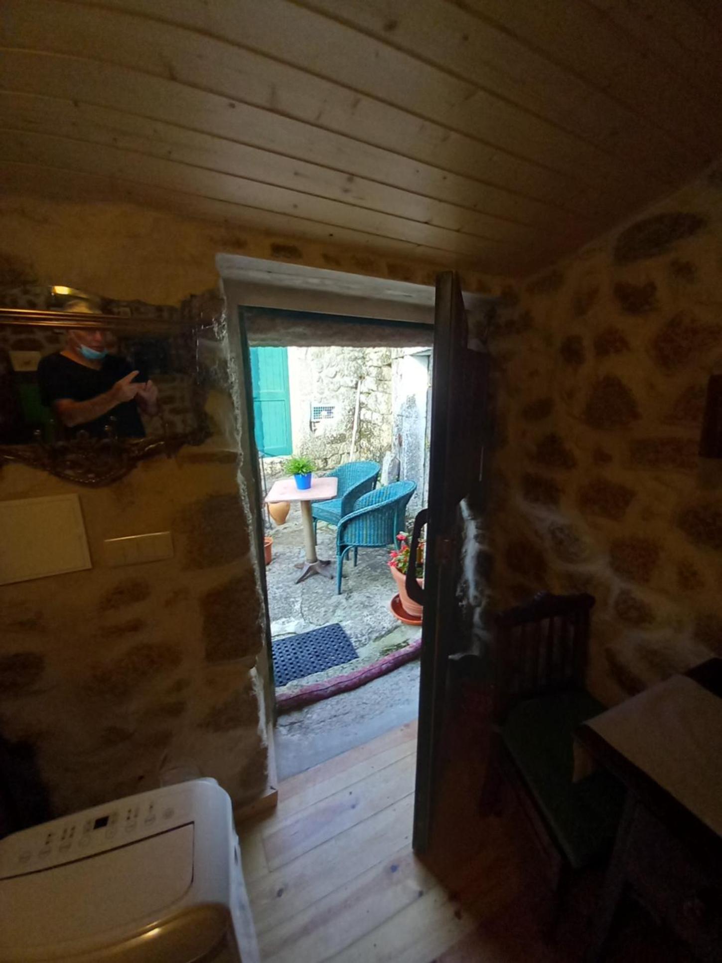 One-Bedroom House - Photo 1