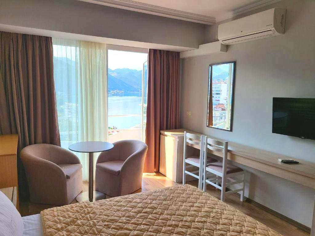 Double Room with Balcony photo 1